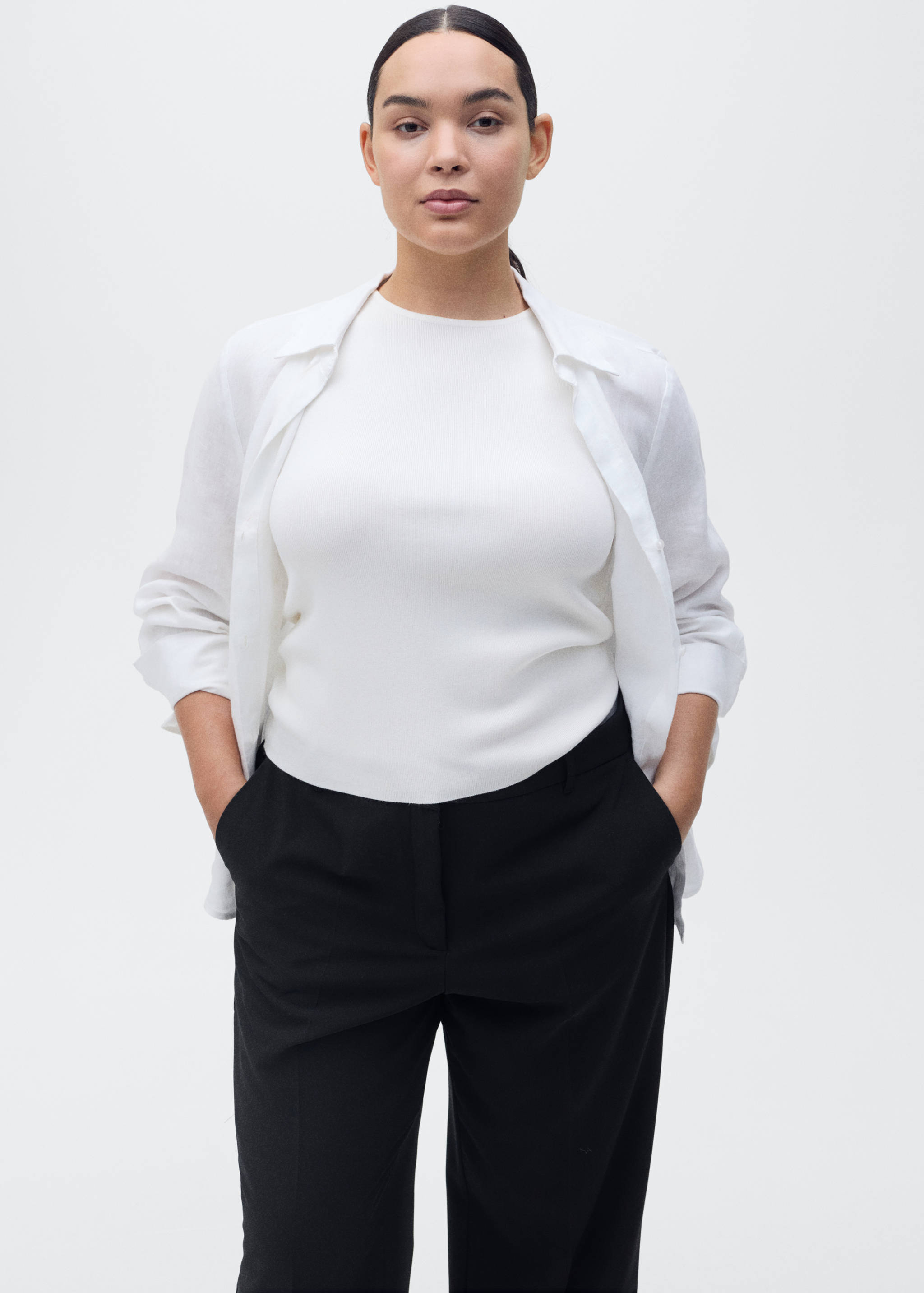 Straight mid-rise pants - Details of the article 5