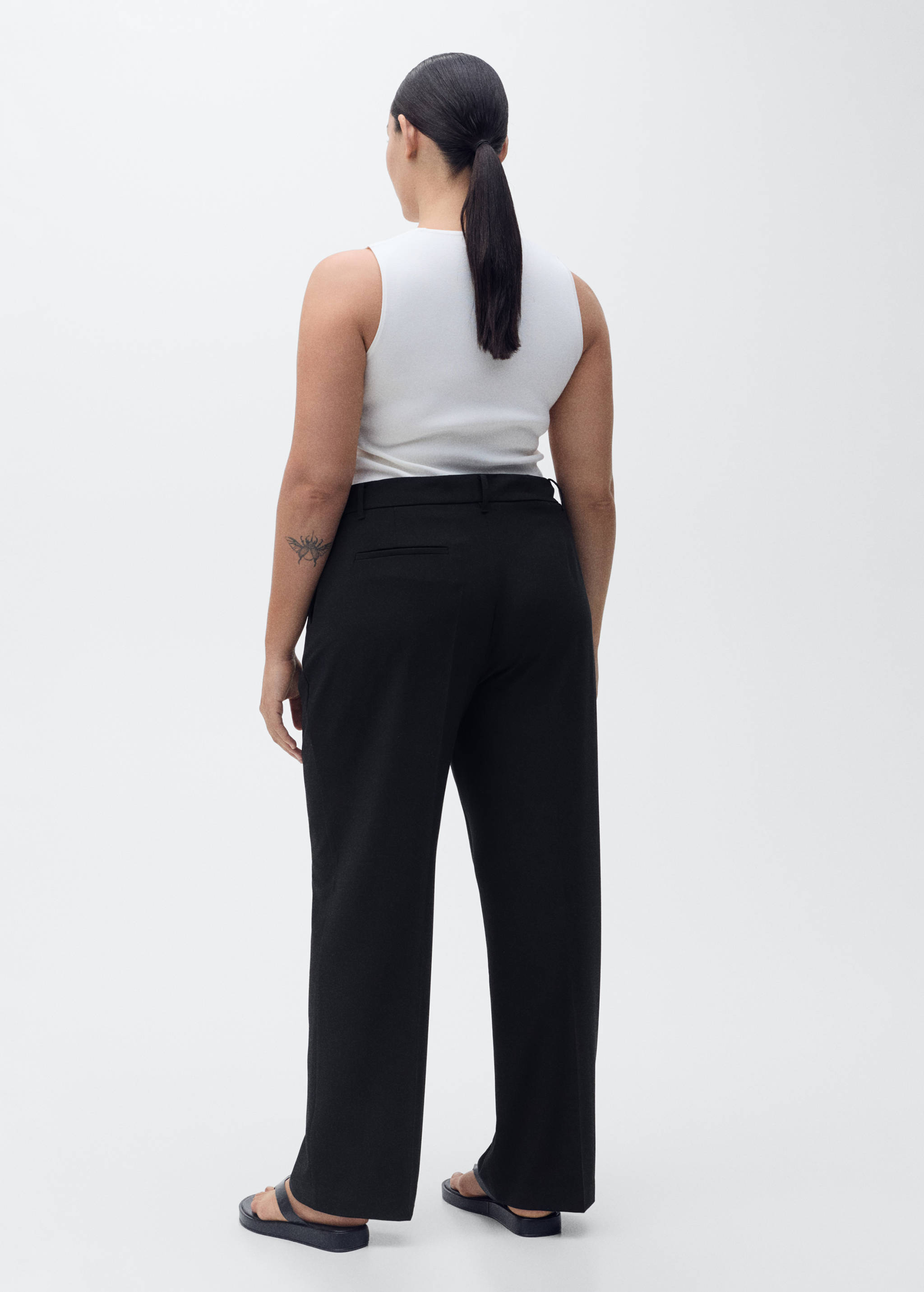Straight mid-rise pants - Details of the article 4