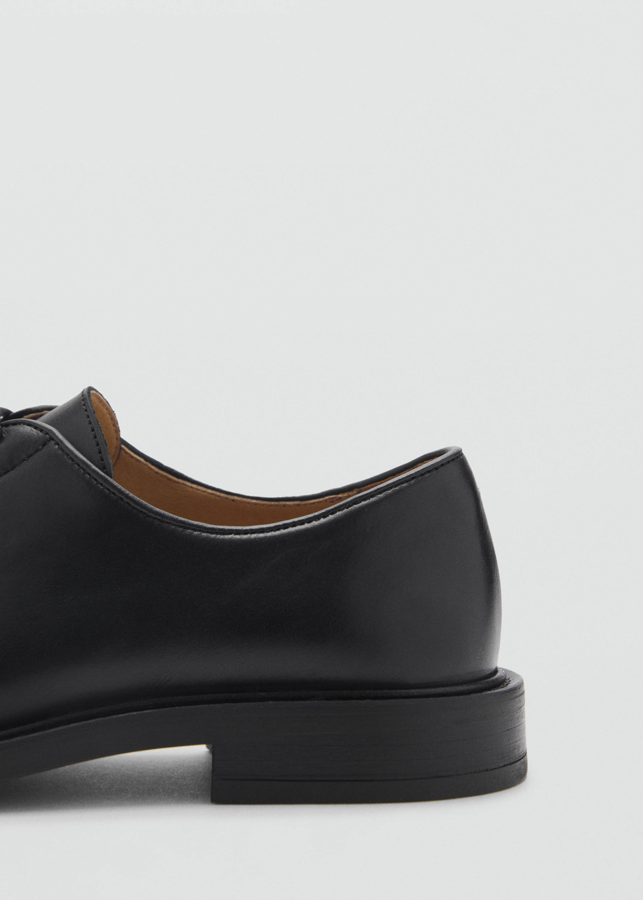 Leather suit shoes - Details of the article 1