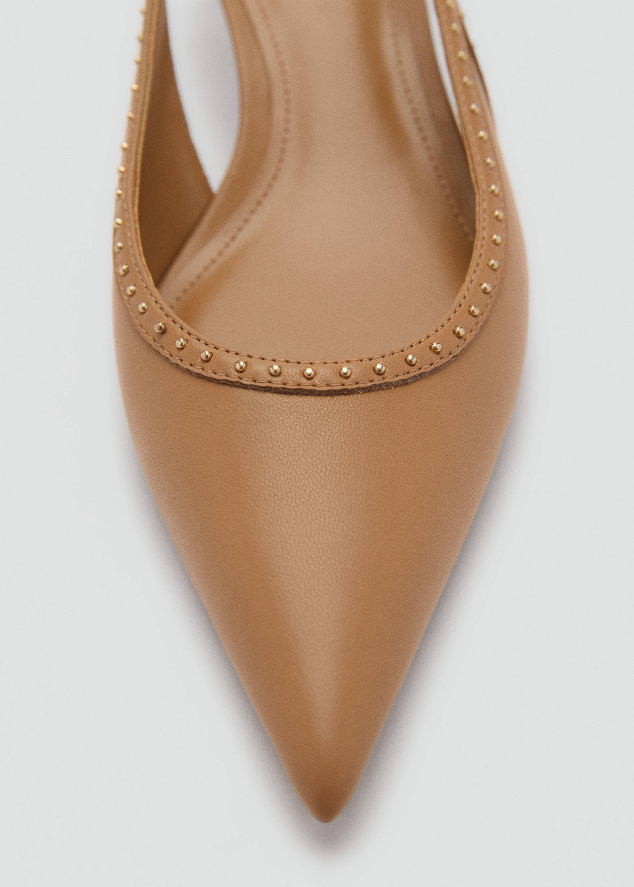 Zapato kitten detalle tachuelas - Detalle del artículo 1