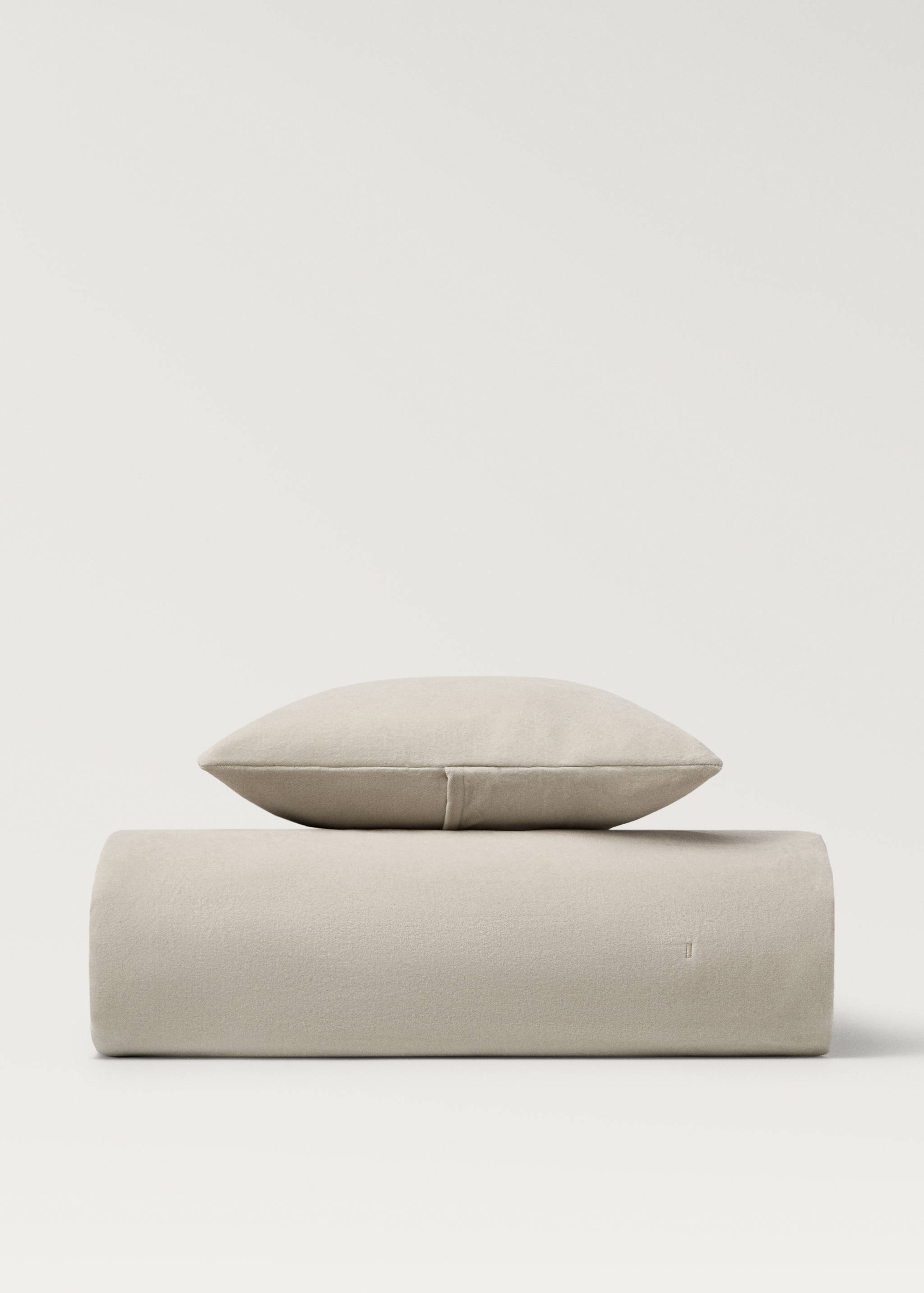 Cotton velvet garment-dyed bed cushion cover 30x40 cm - Details of the article 5