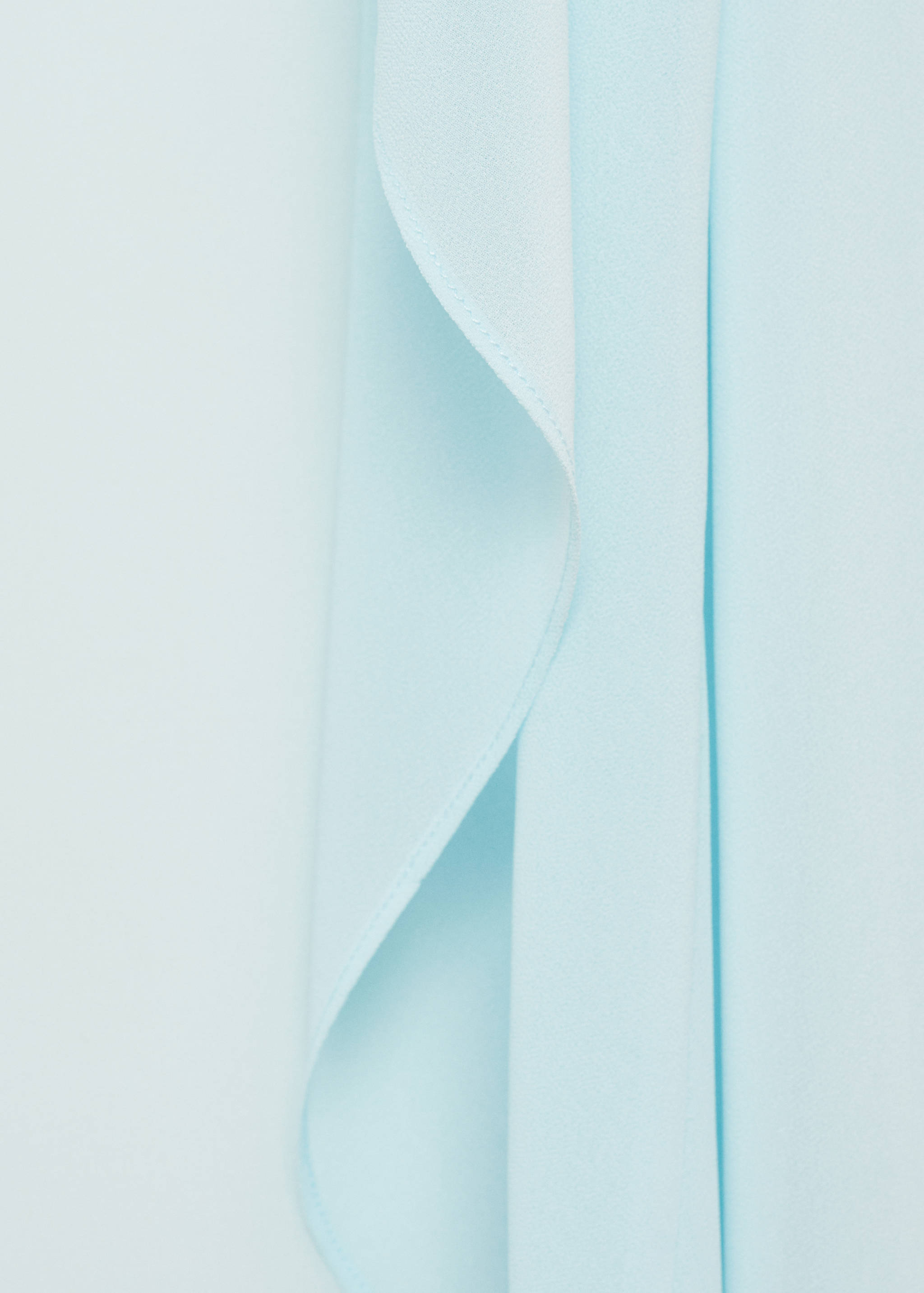 Long semi-transparent cape - Details of the article 8