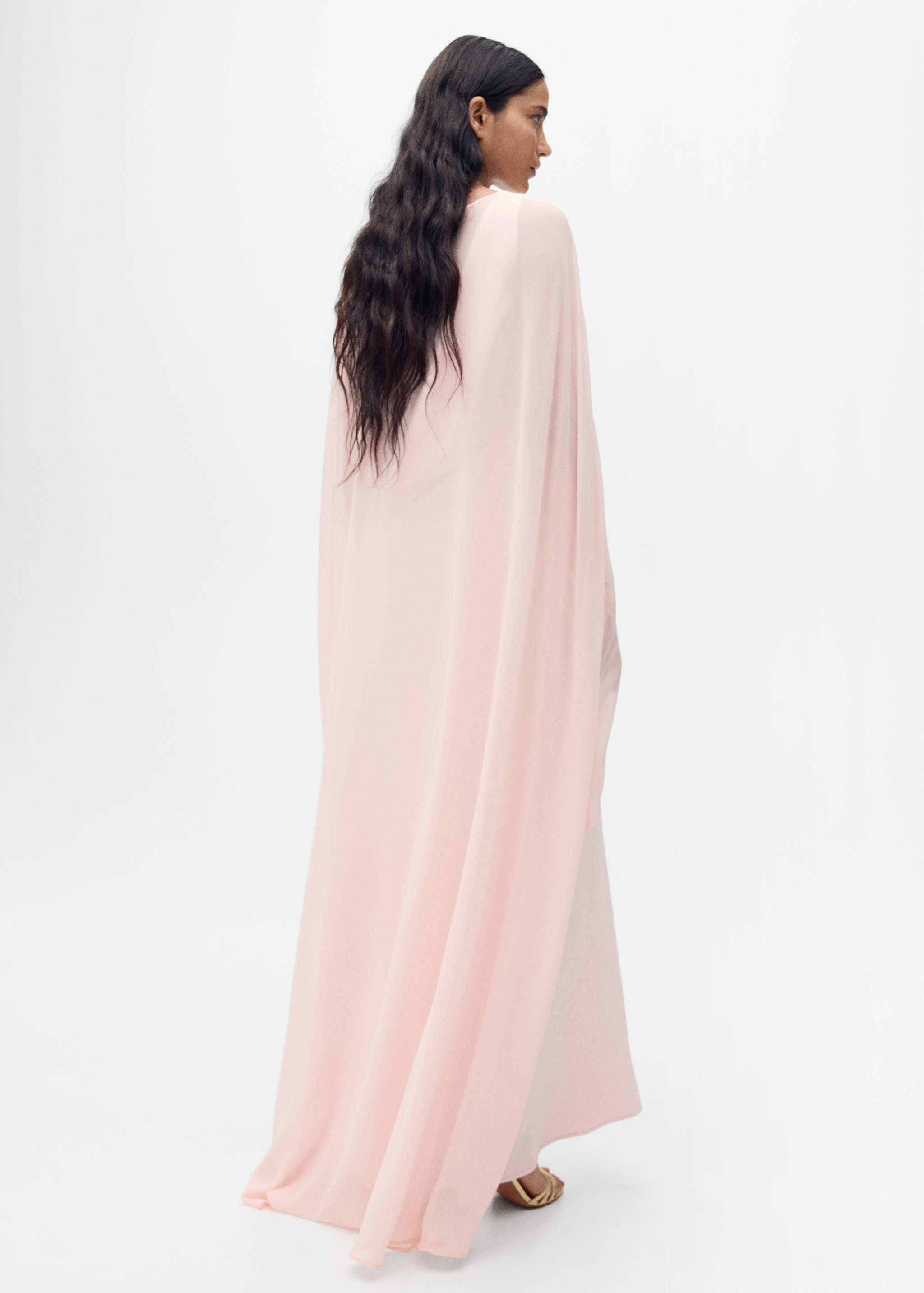 Long semi-transparent cape - Reverse of the article