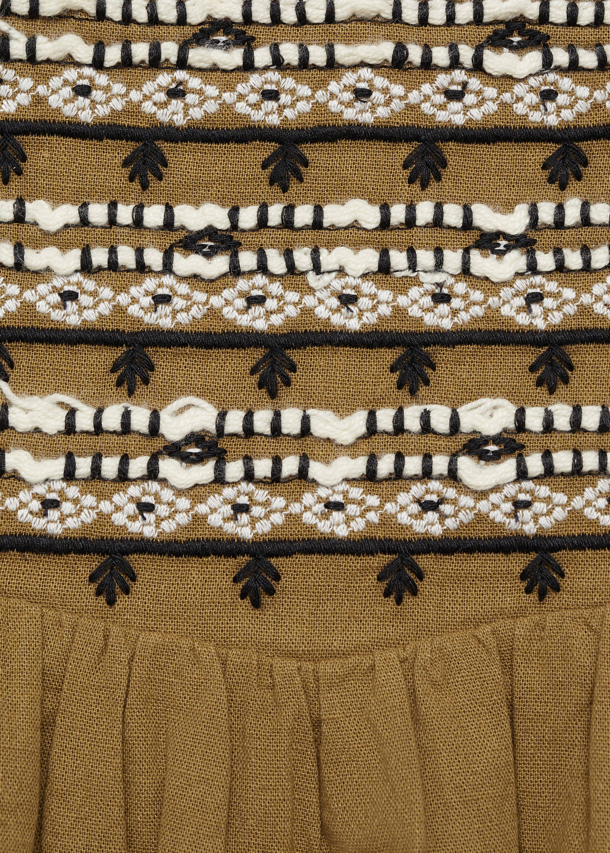 Short skirt with embroidered waist - Details of the article 8