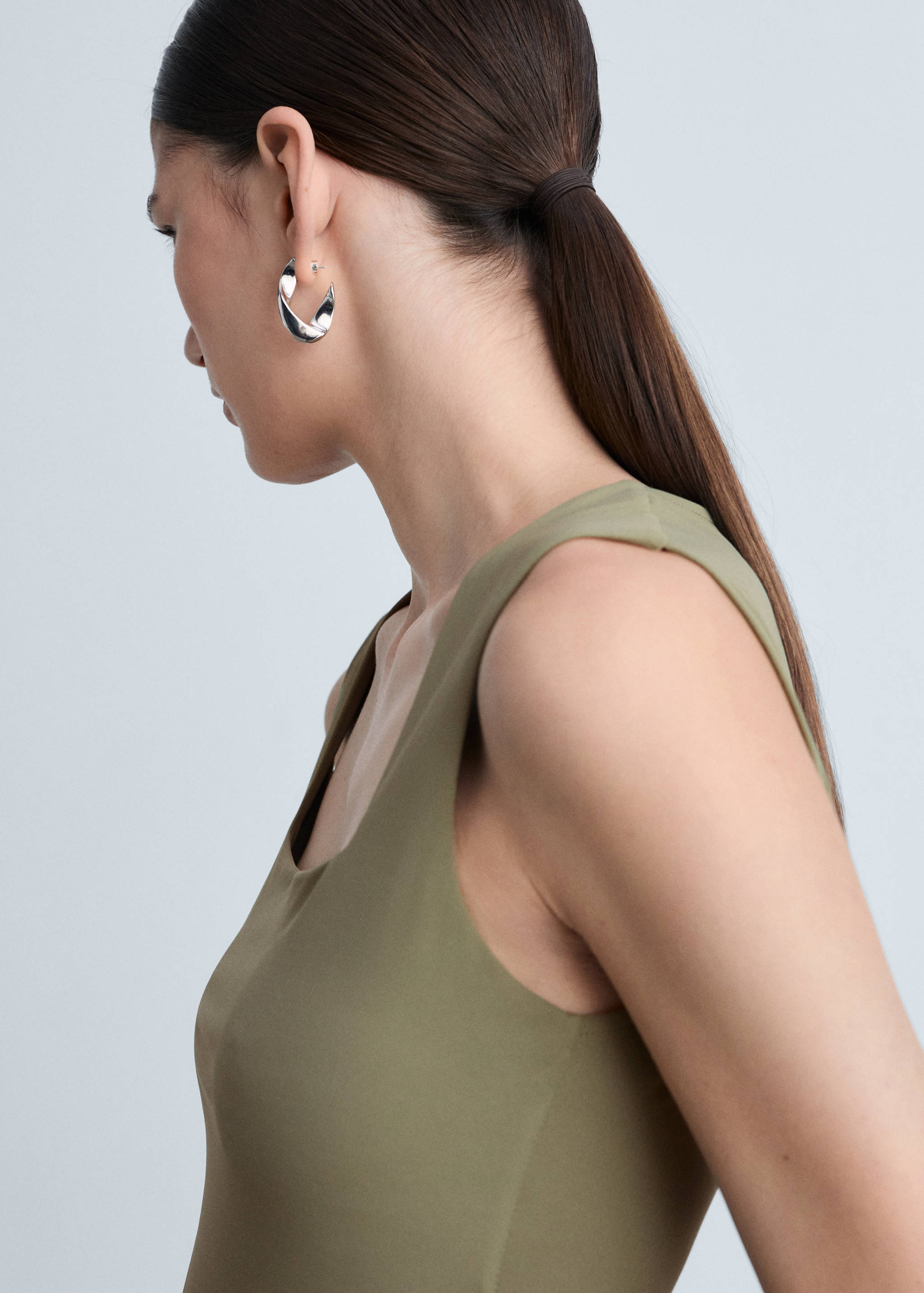 Square-neck strappy top - Details of the article 1