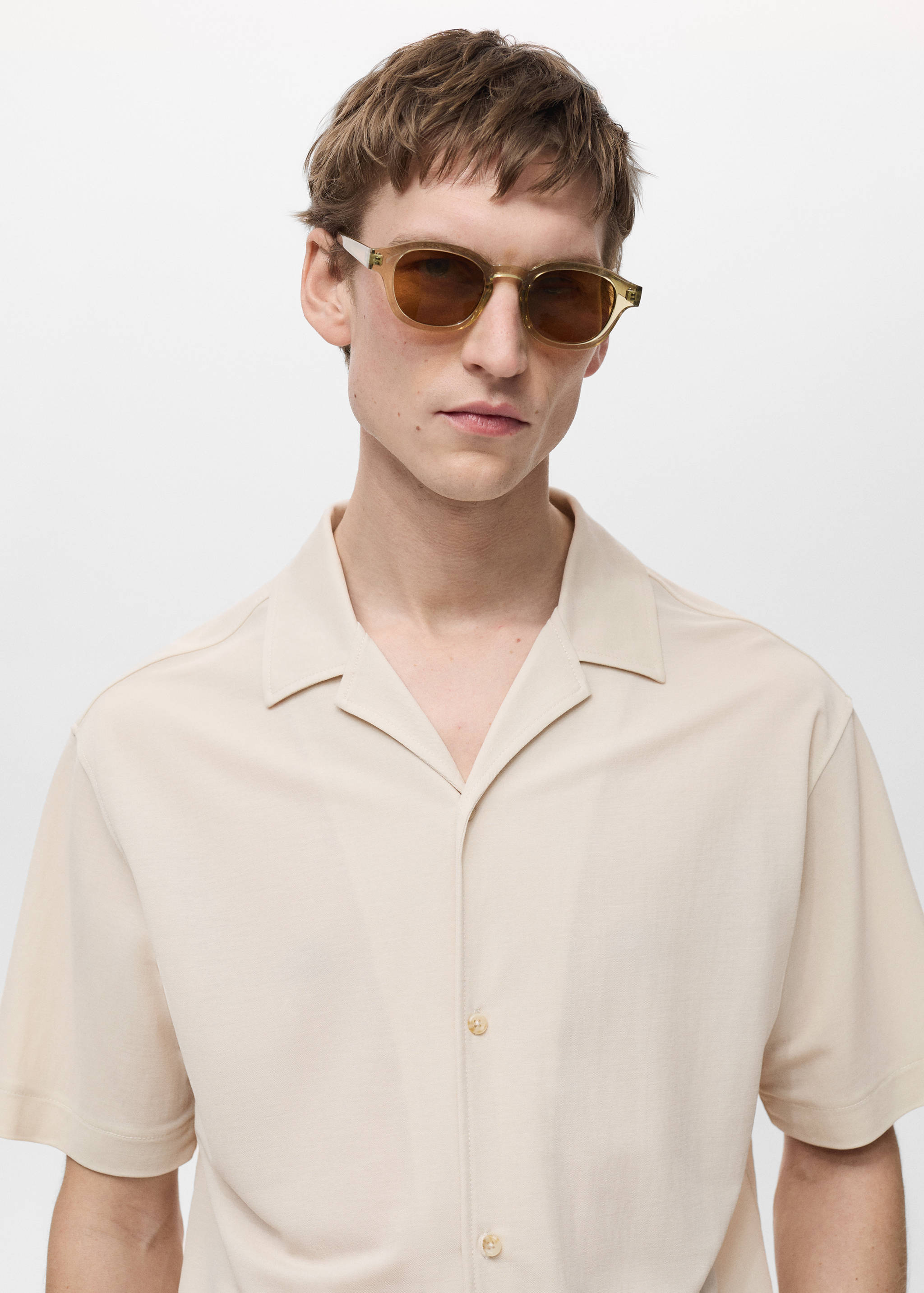 Modal shirt with bowling collar - Details of the article 1