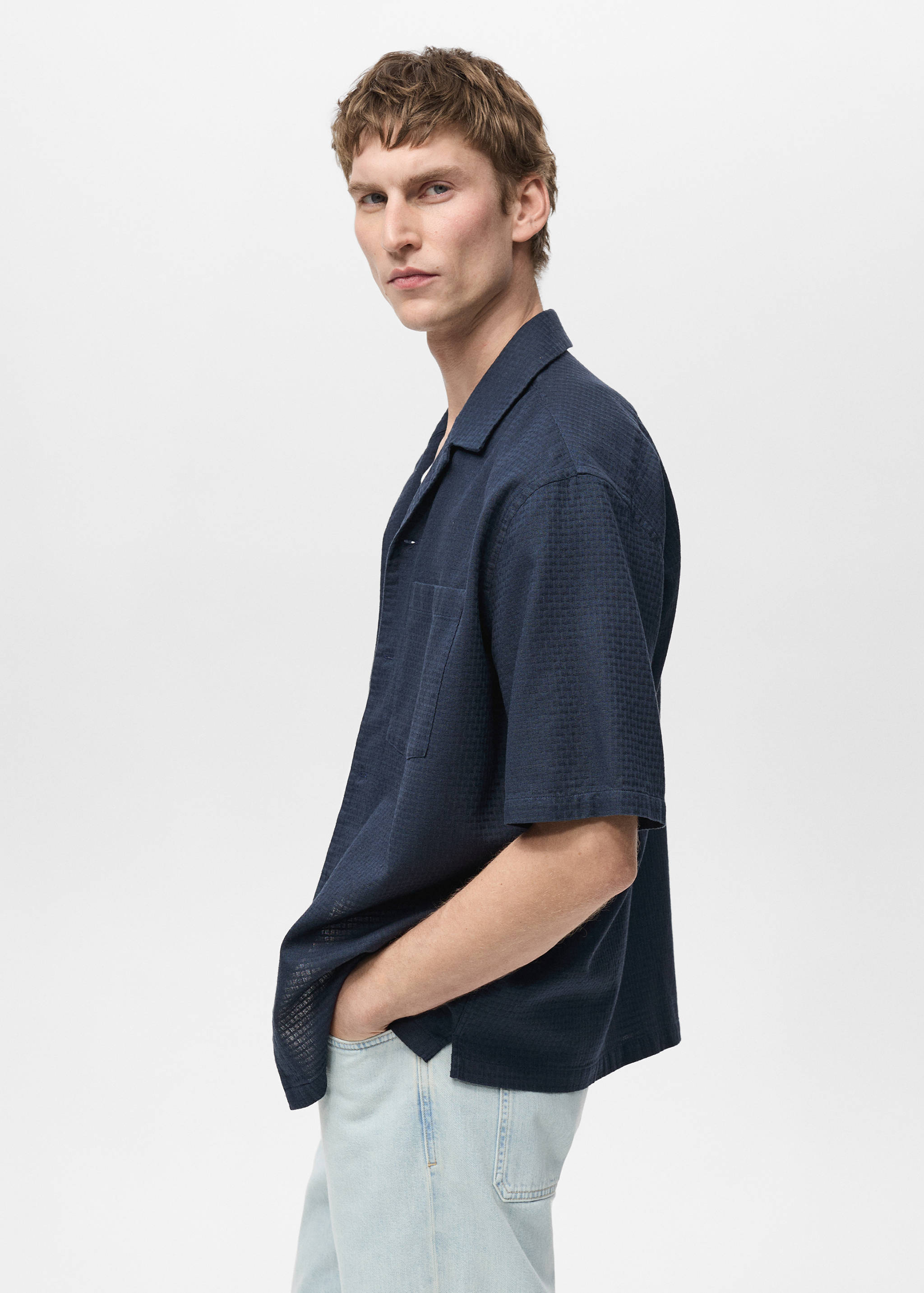 100% cotton check seersucker shirt - Details of the article 2