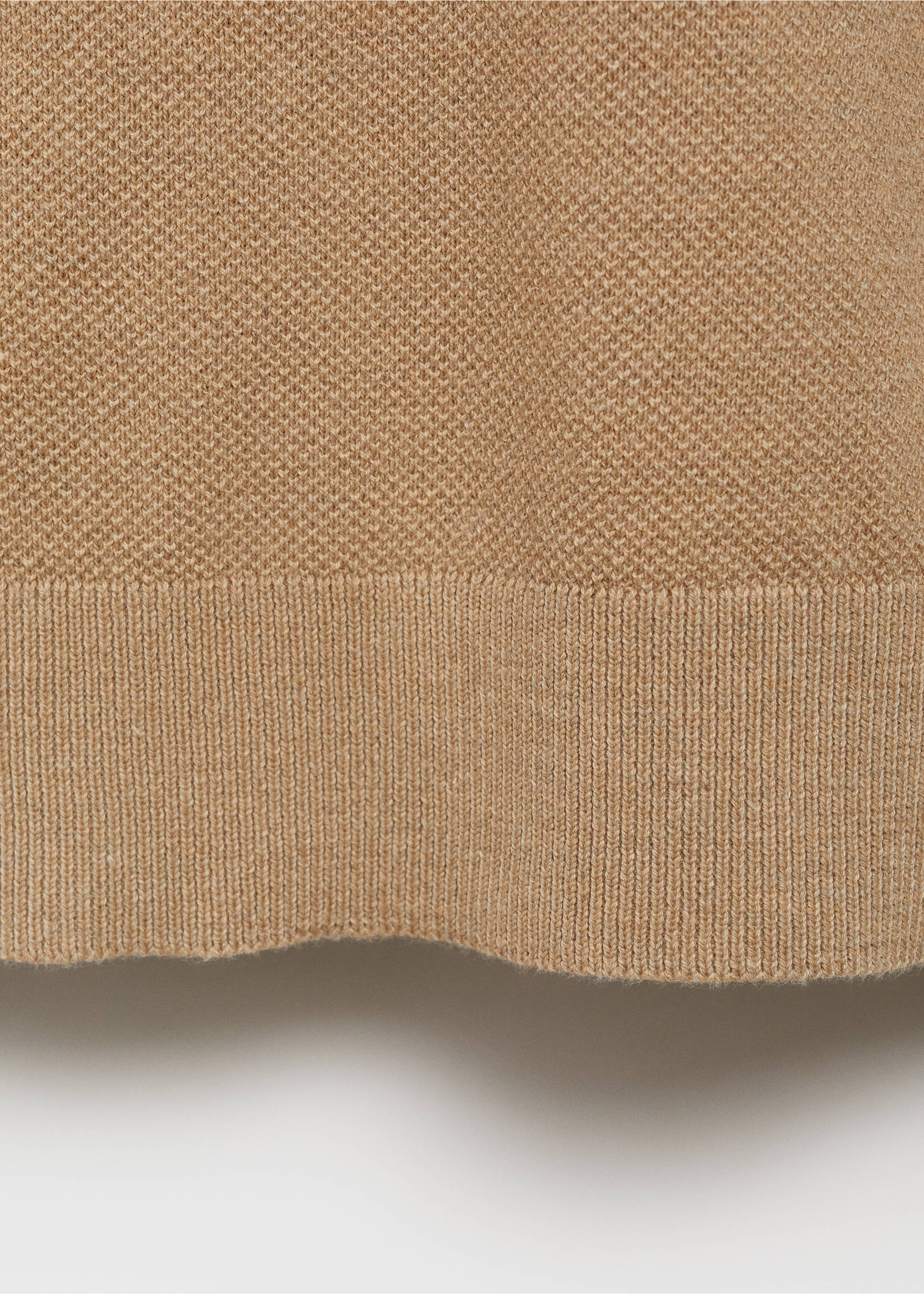 Structured knitted slim-fit polo shirt - Details of the article 0, Beige. Ref: 87065932-00.