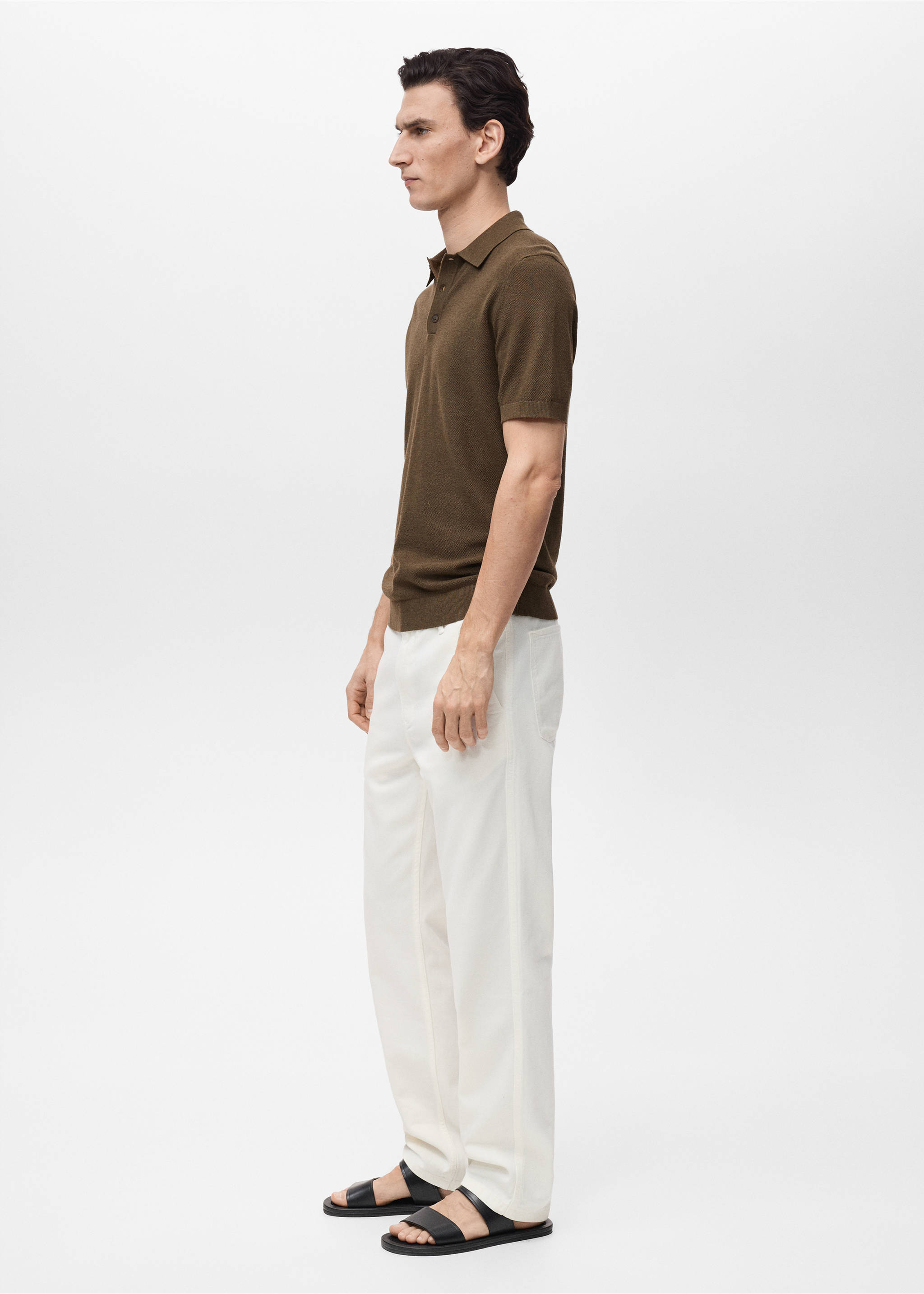 Structured knitted slim-fit polo shirt - Details of the article 2, Brown. Ref: 87065932-00.