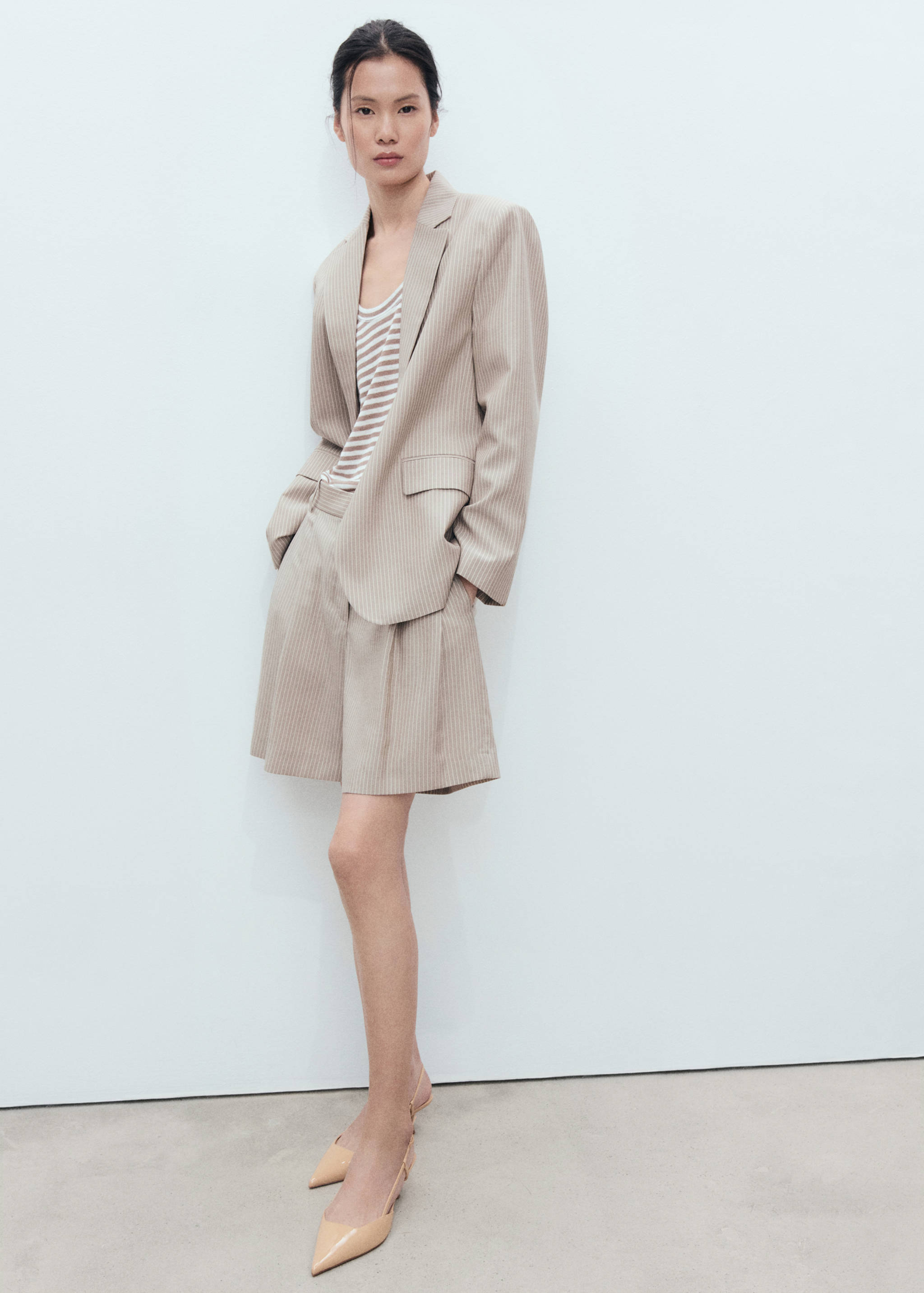 Patent heeled shoes - General plane