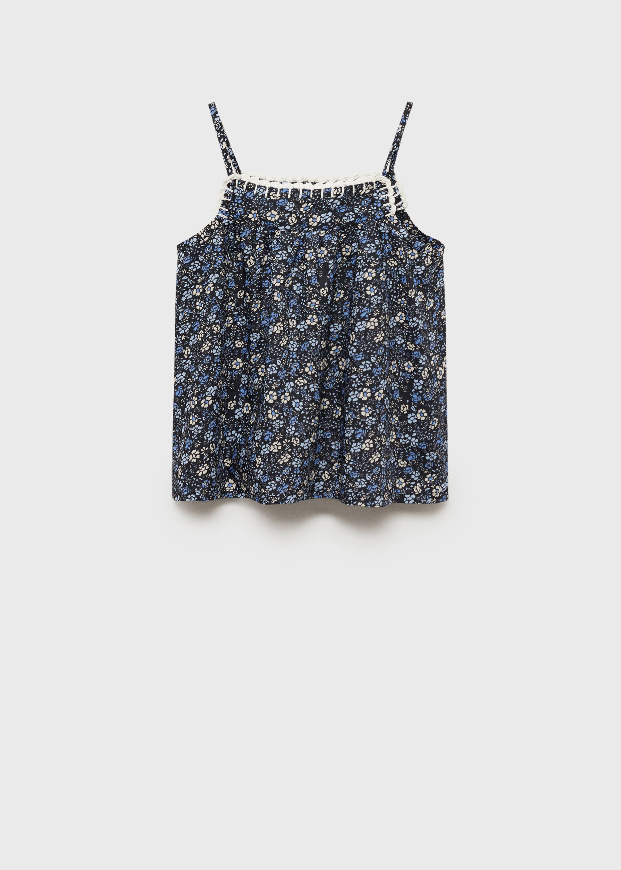 بلوزة مزخرفة بالزهور - منتج دون نموذج