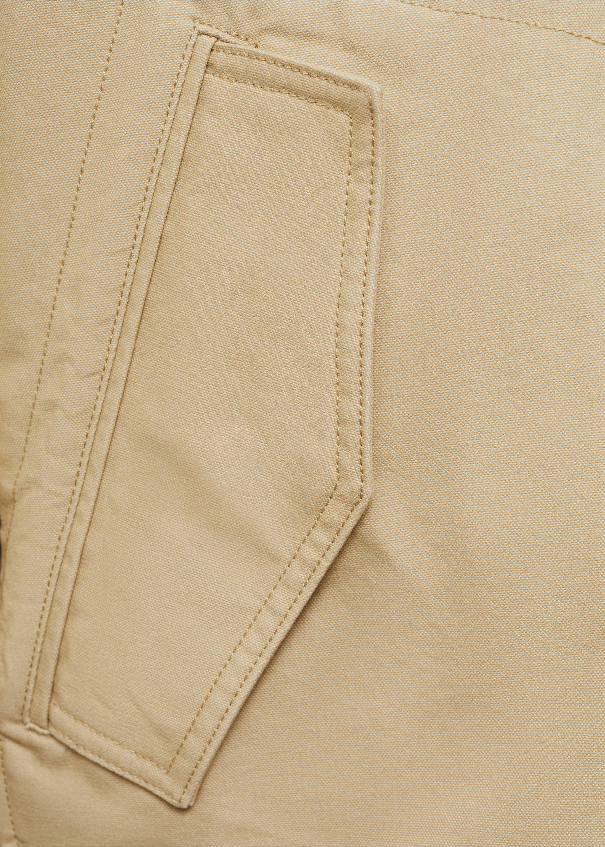 Cotton short trench - Details of the article 8, Light/Pastel Grey. Ref: 87065953-00.