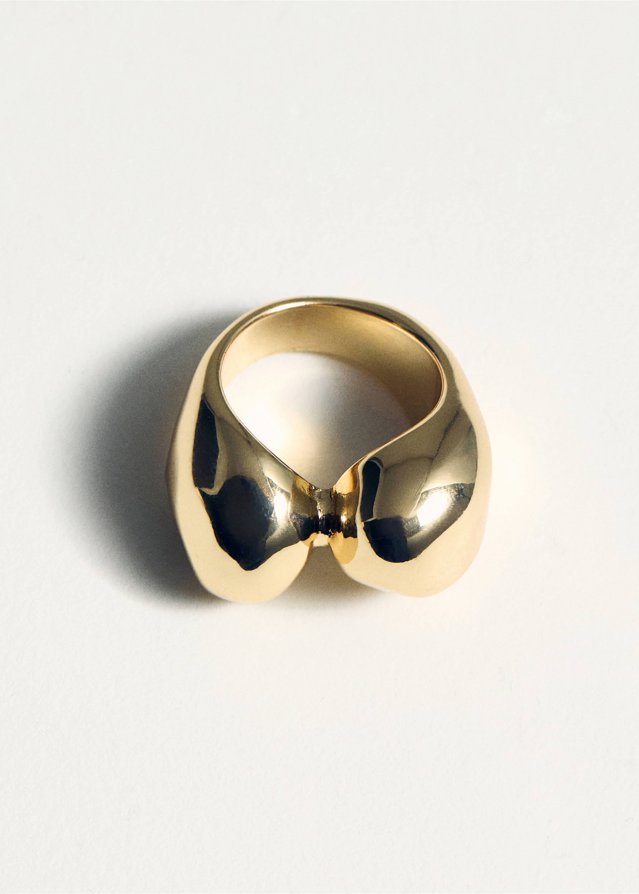 Anillo textura volumen - Detalle del artículo 5, Oro. Ref: 87065957-00.