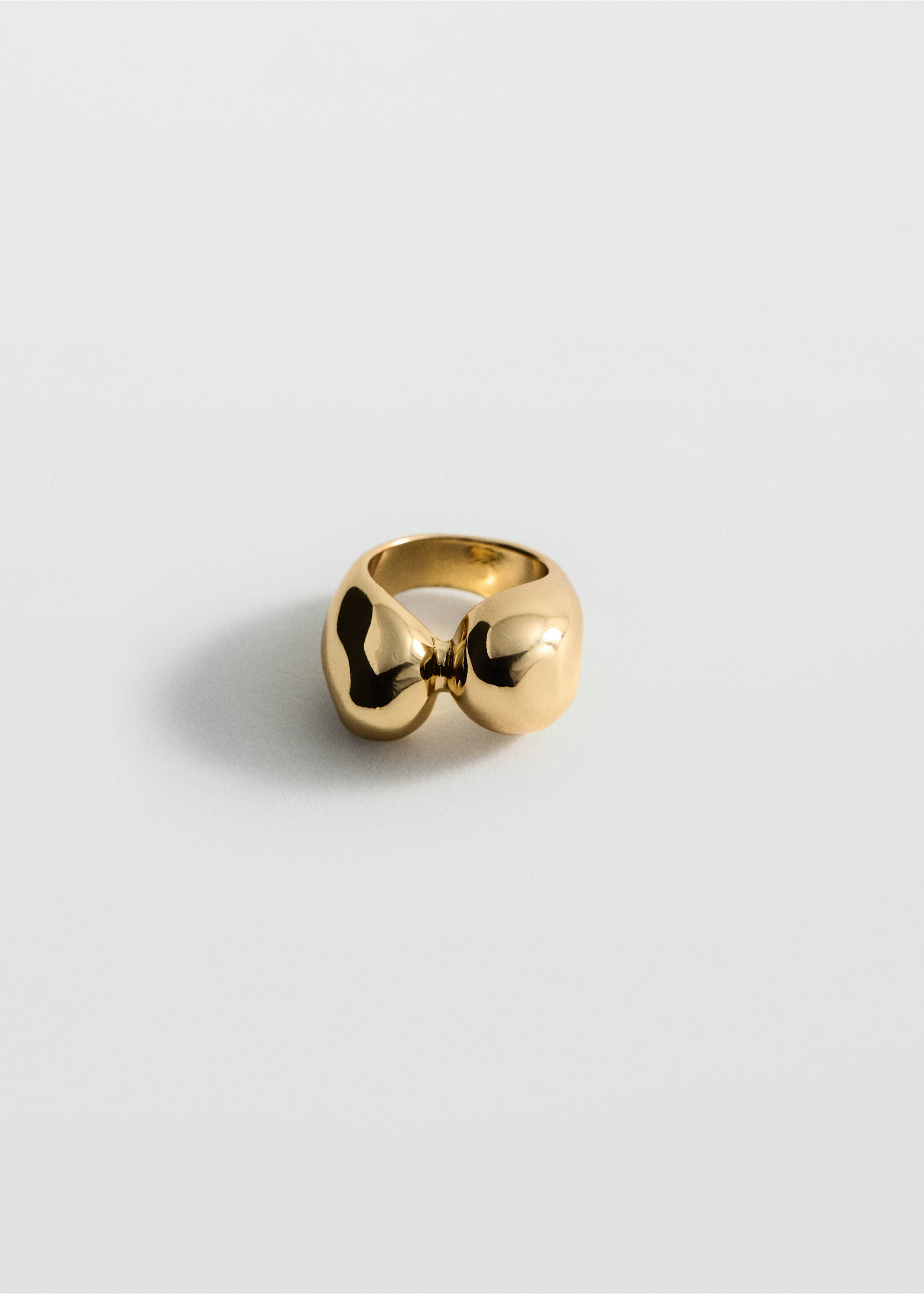 Anillo textura volumen - Artículo sin modelo, Oro. Ref: 87065957-00.