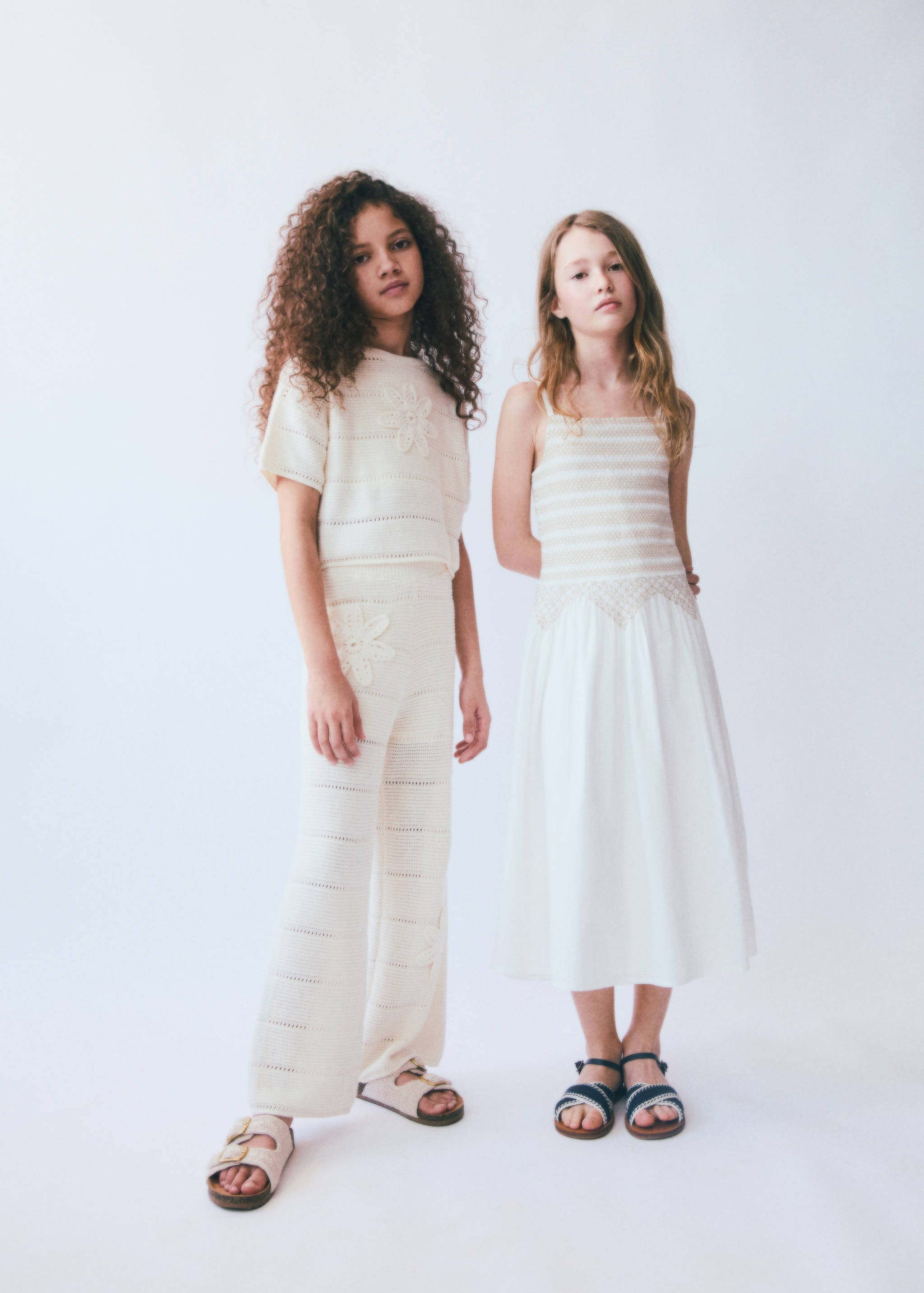 Knitted pants with crochet detail - Details of the article 3