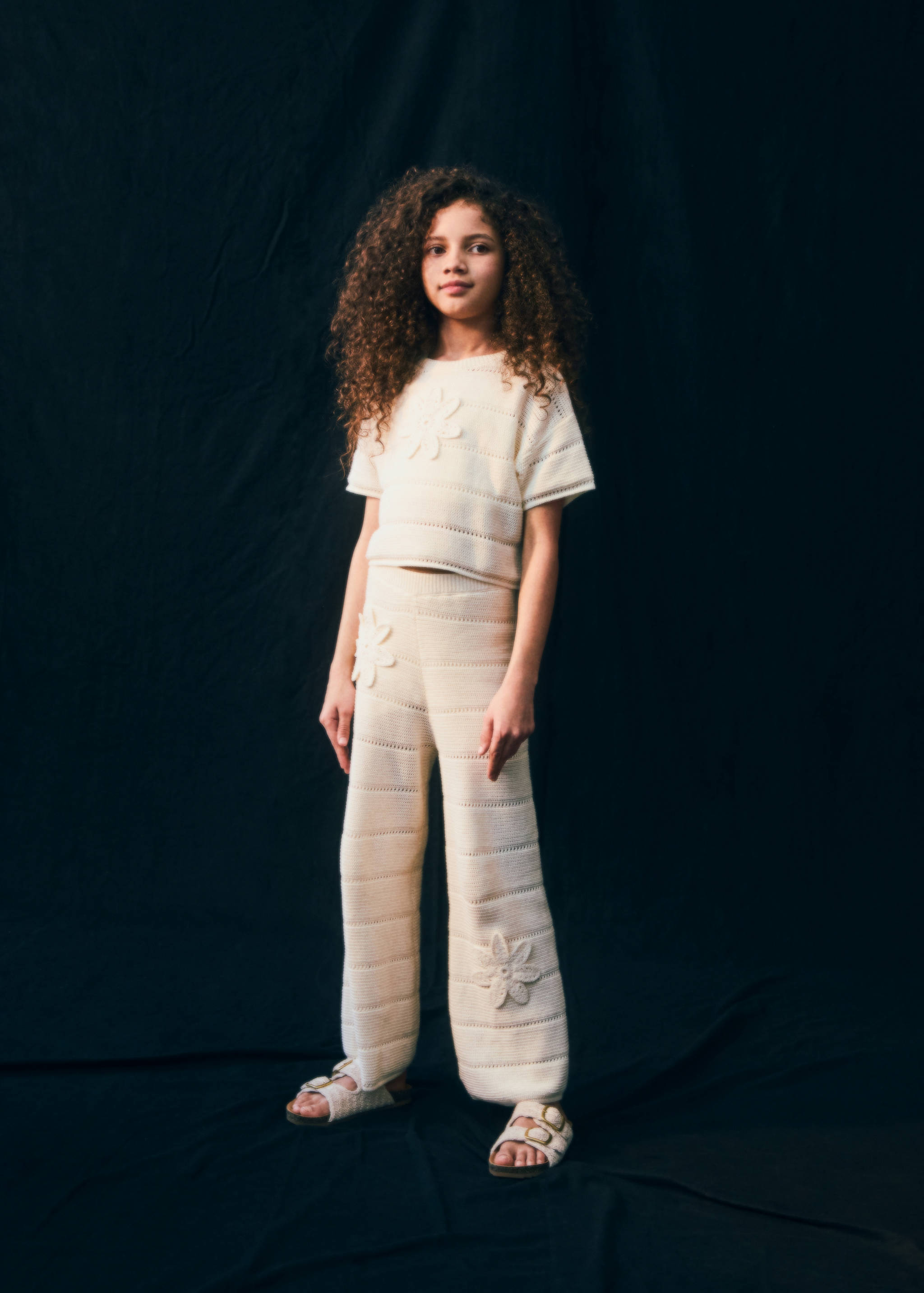 Knitted pants with crochet detail - Details of the article 5