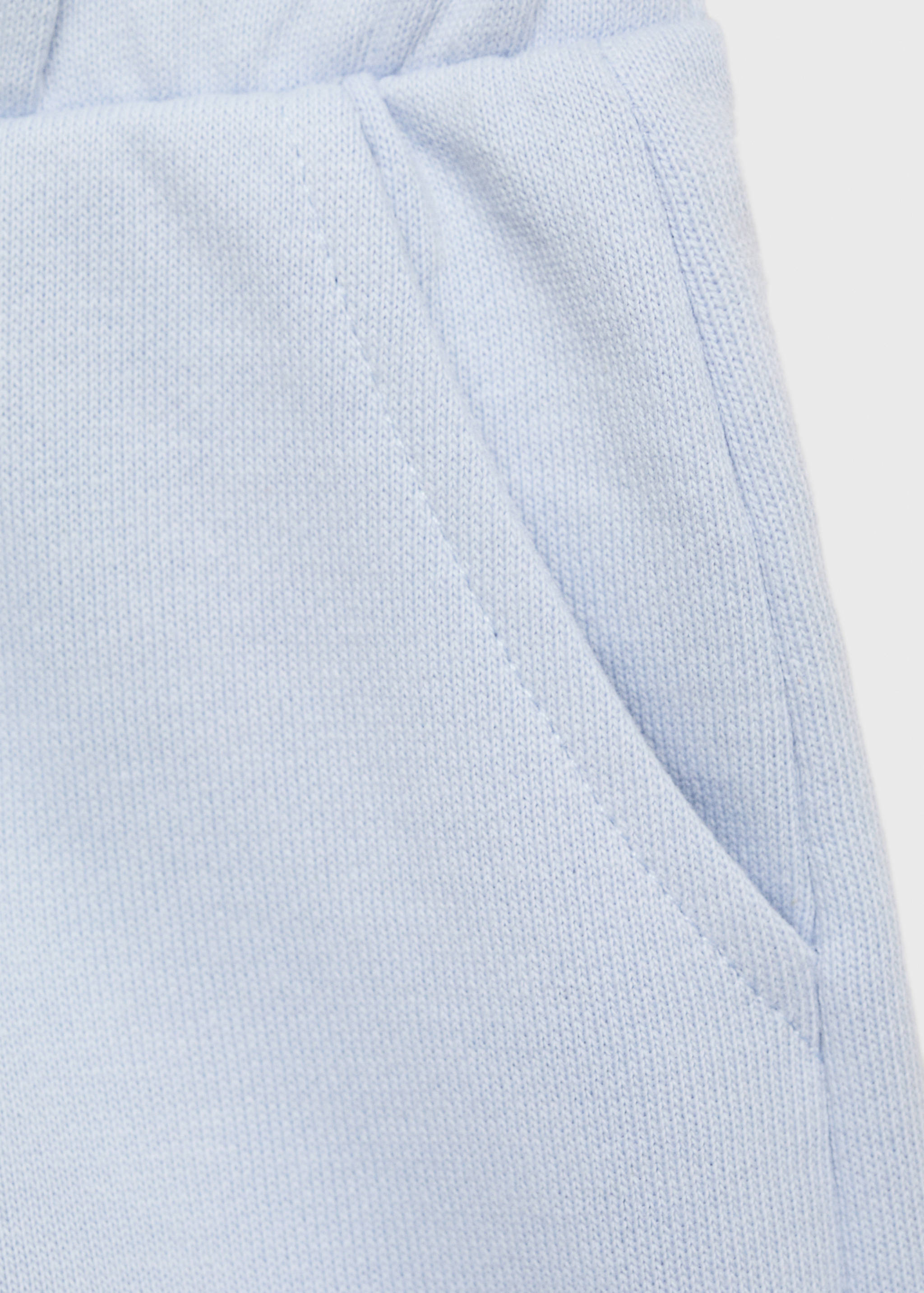 Shorts with ruffled hem - Details of the article 8