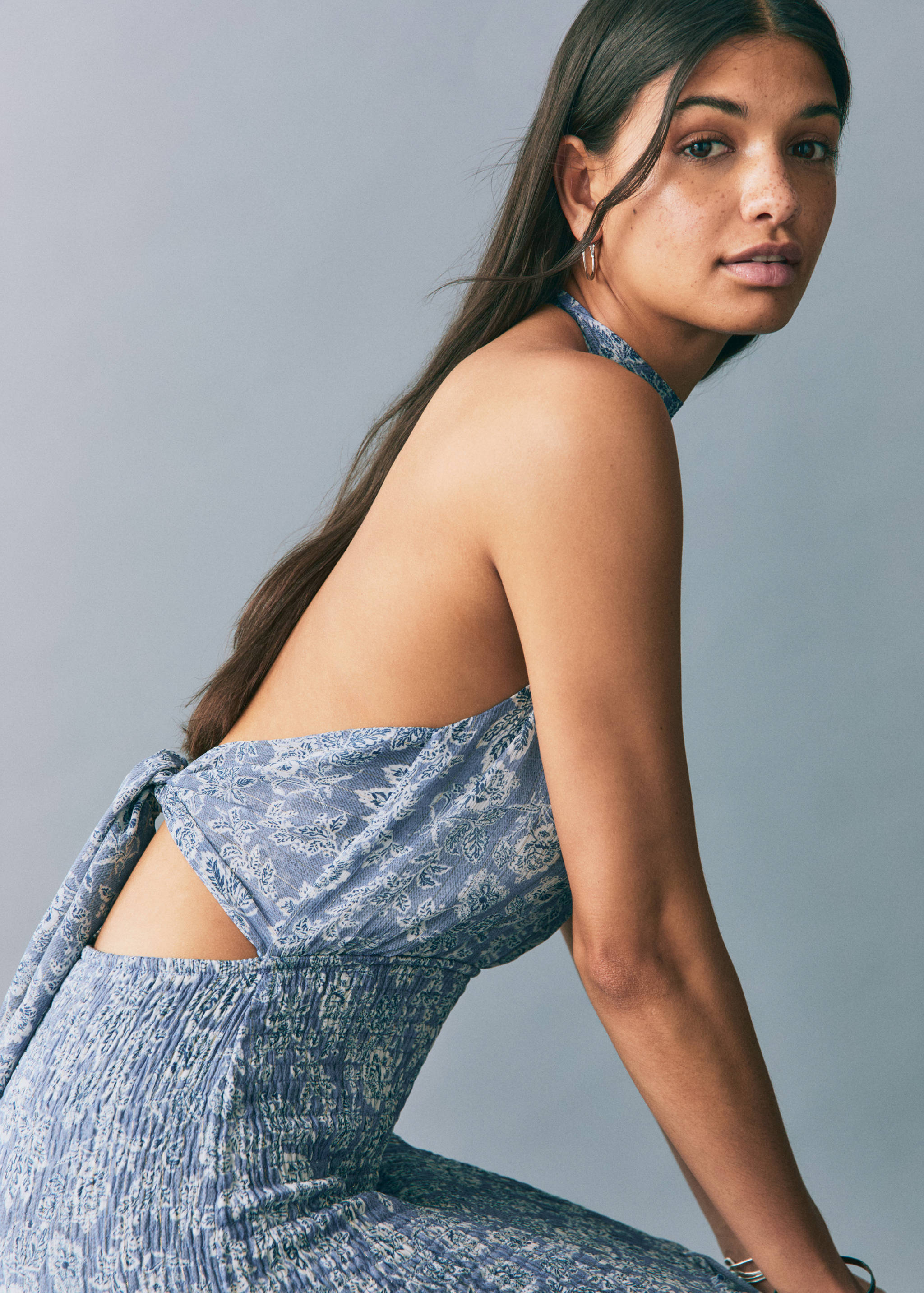 Vestido estampado cuello halter - Detalle del artículo 2