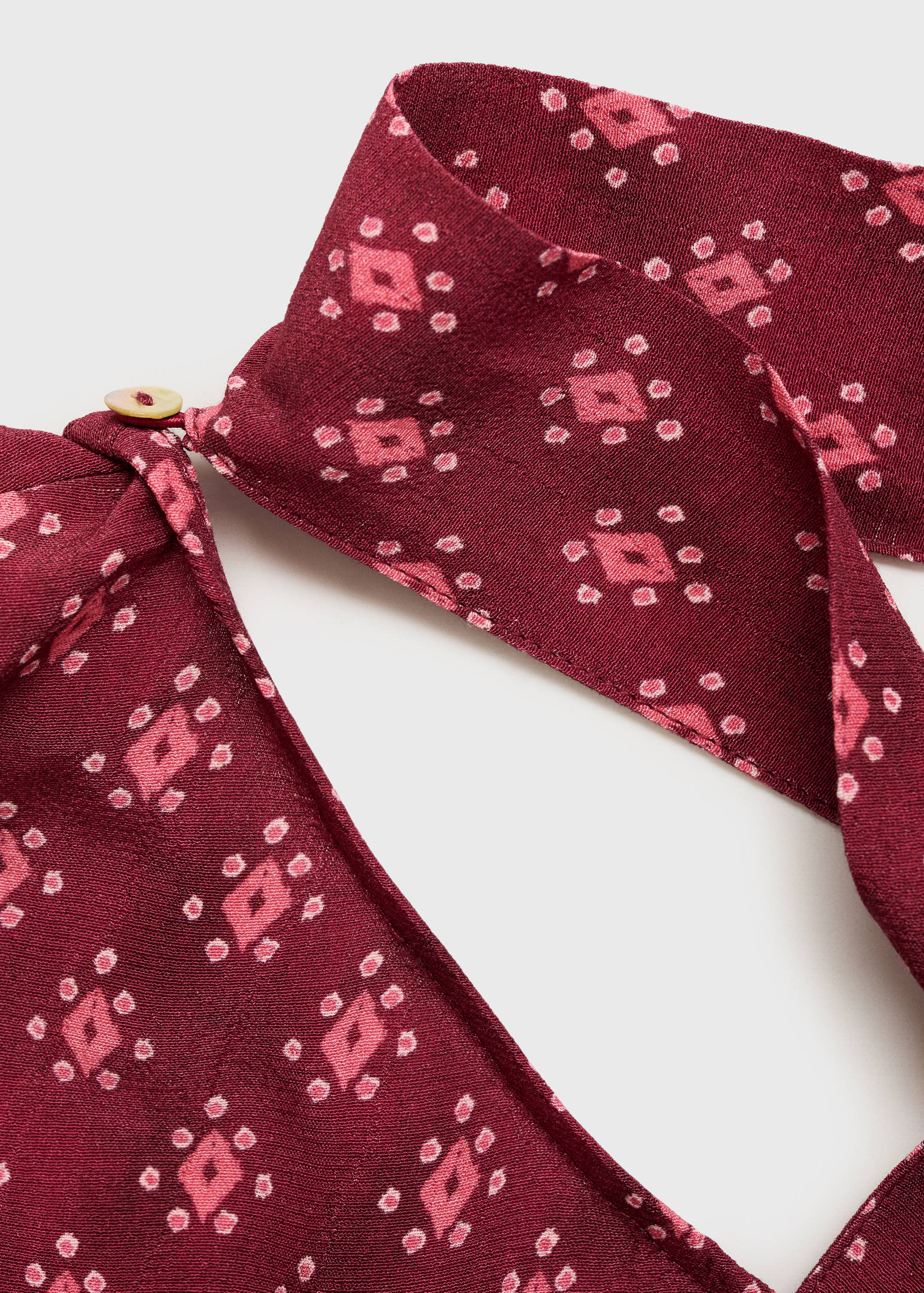 Asymmetric printed top - Details of the article 8