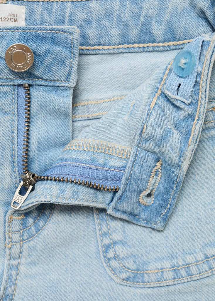 Straight-fit denim shorts — Light Blue