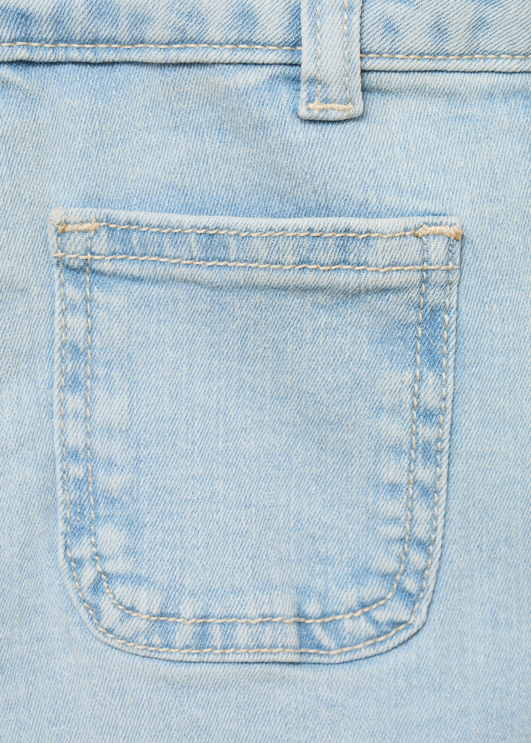 شورت جينز بقصة مستقيمة - تفاصيل المنتج 0