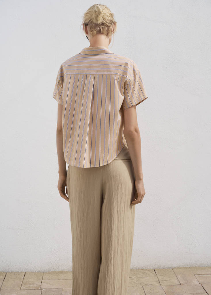 Short sleeve striped shirt — Brown