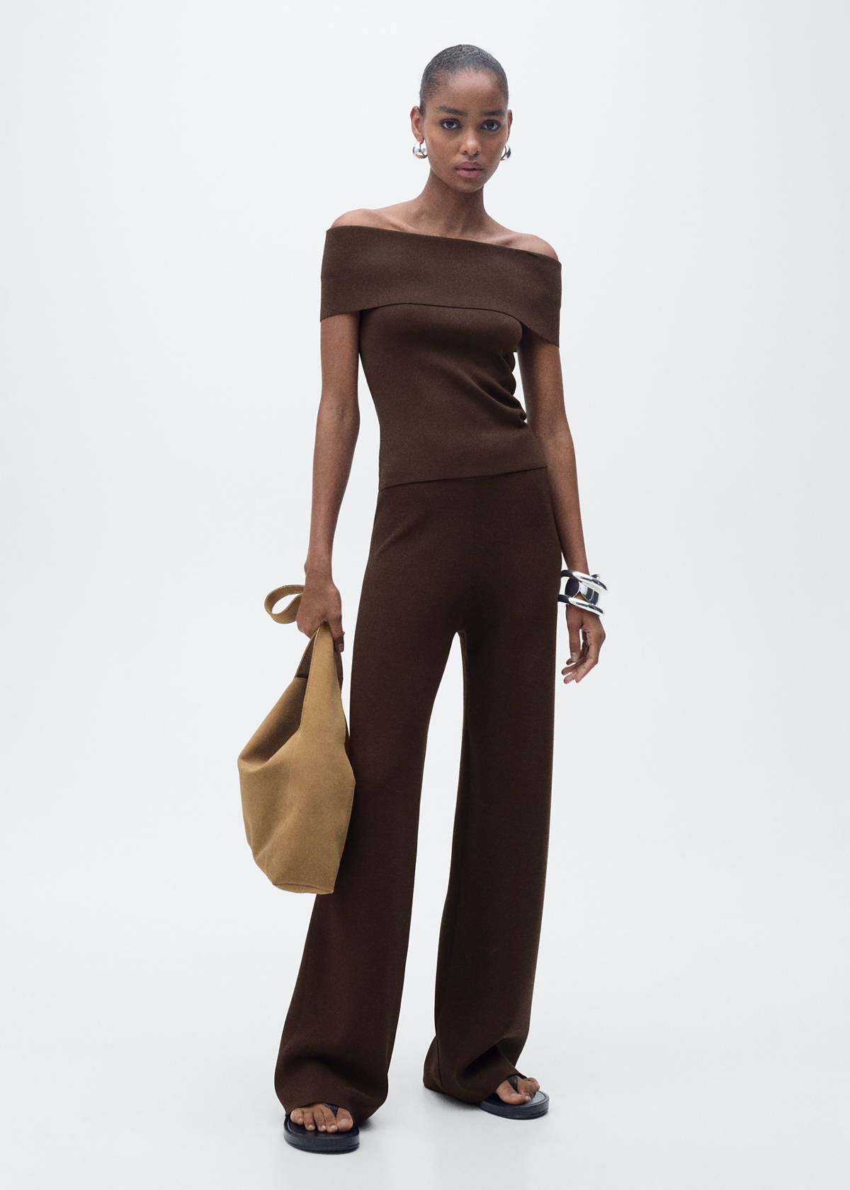 Straight knitted trousers — Chocolate