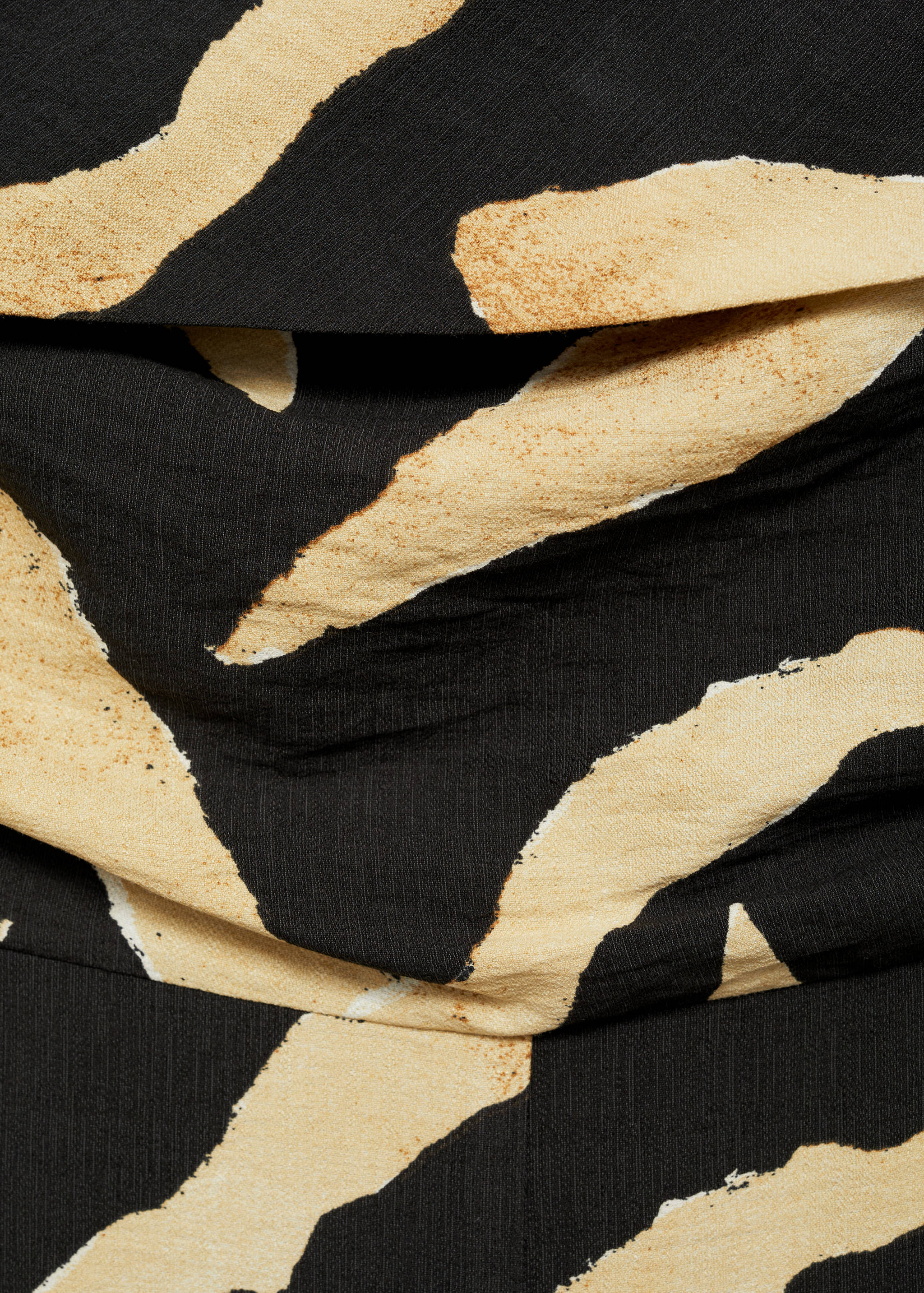 Printed strapless jumpsuit - Details of the article 8