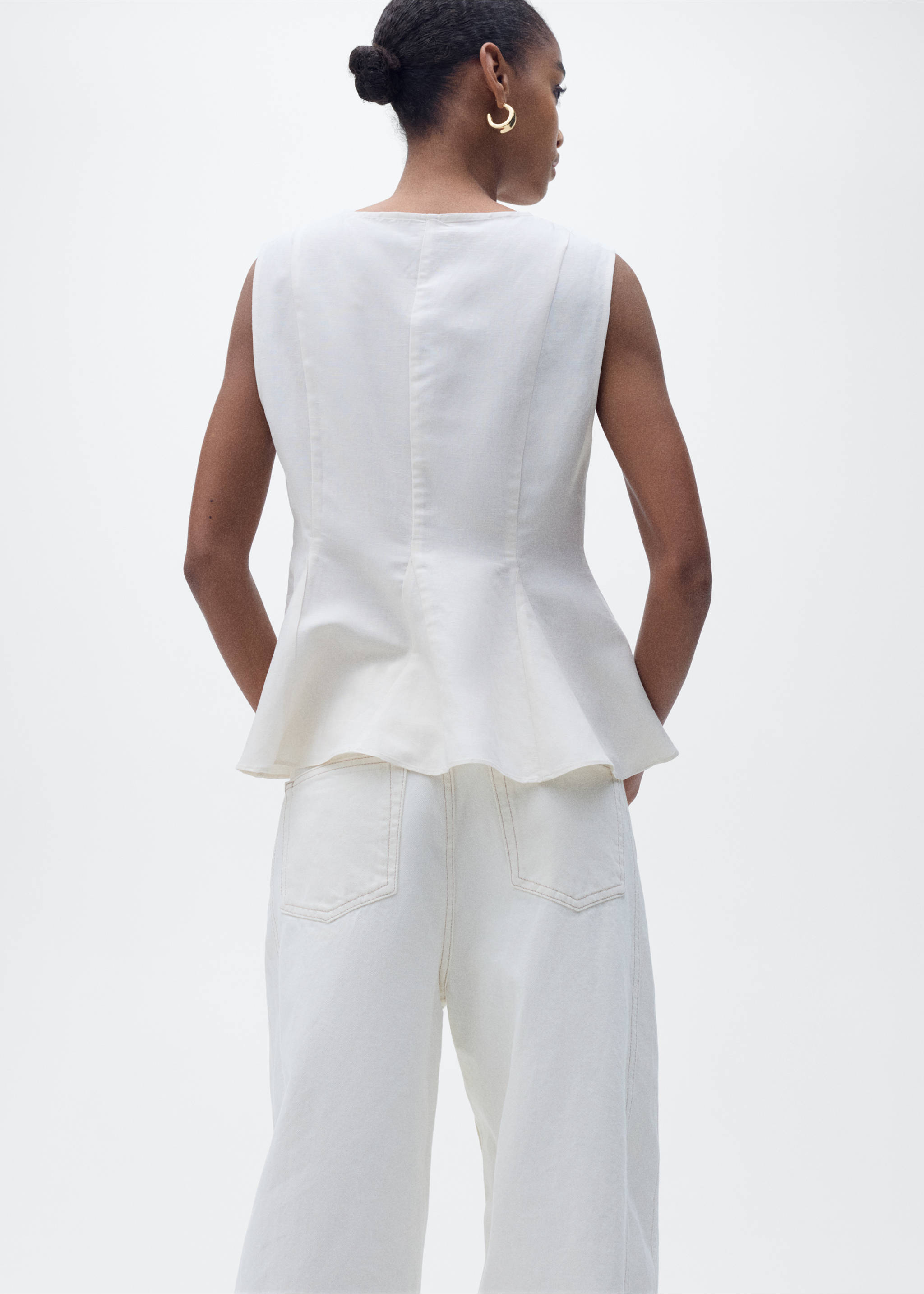 White sleeveless peplum top, back view, Ecru. Ref: 87067179-00.