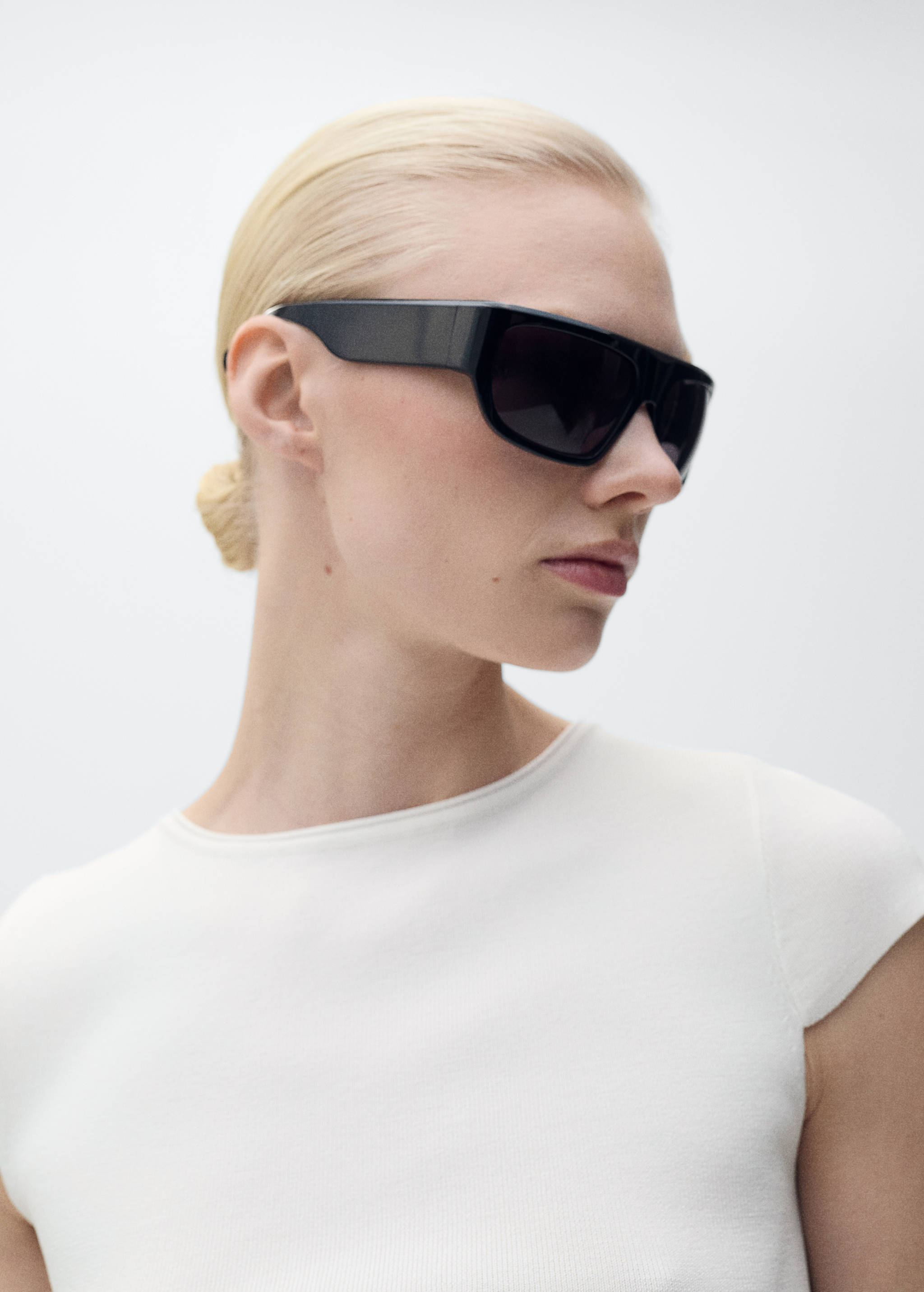 Camisola de malha com base assimétrica - Plano médio