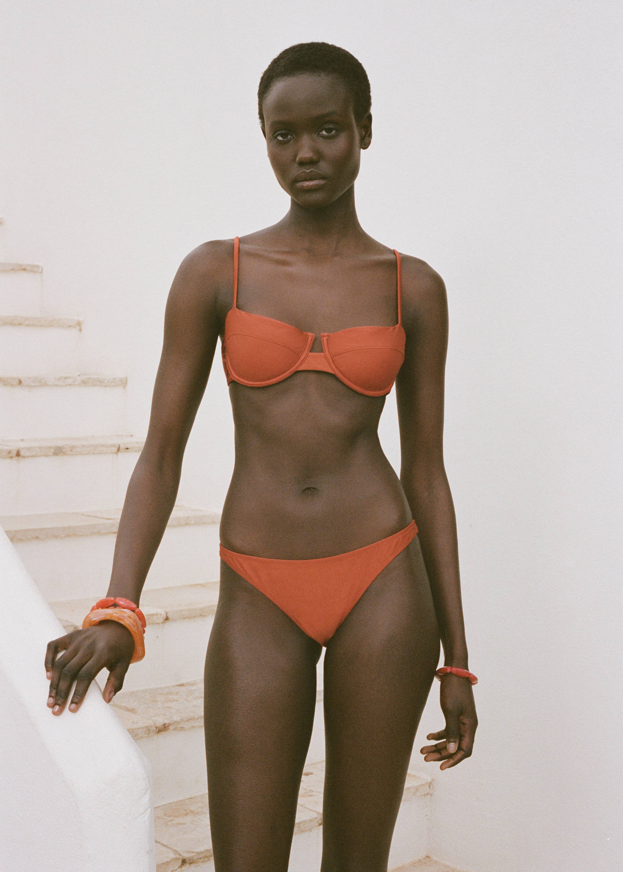 Satin-finish hoop bikini top - Details of the article 1