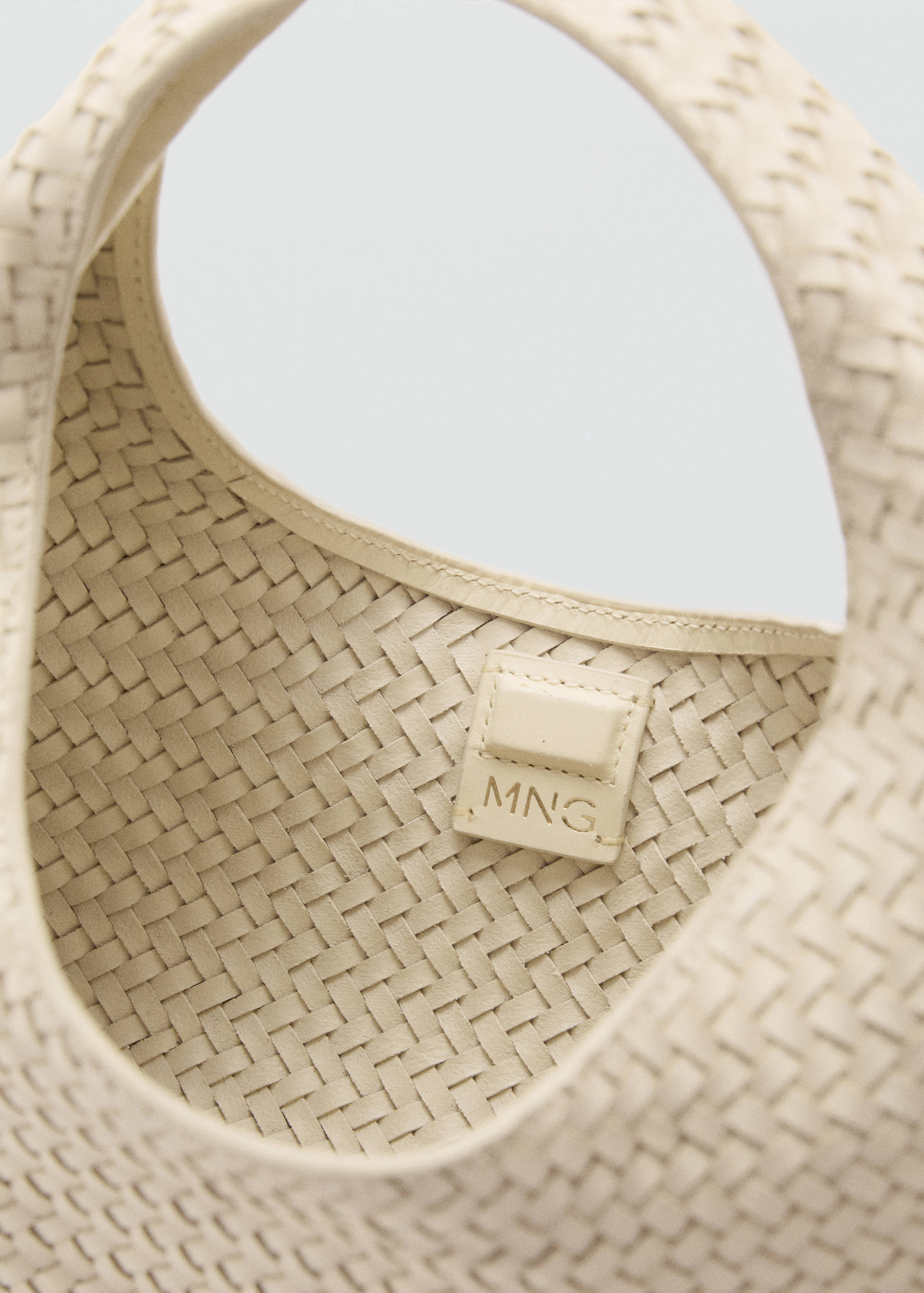 Fonott bőr kézitáska - A termék adatai 2