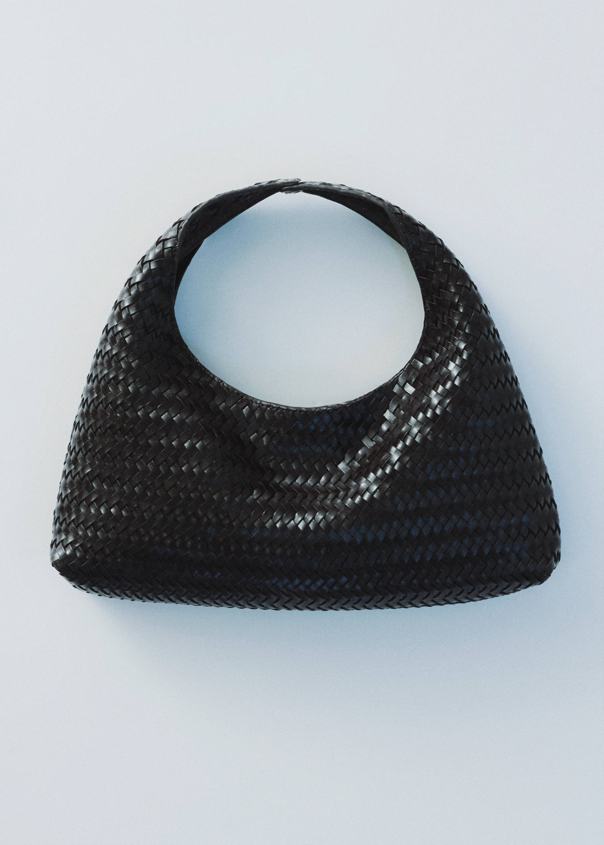 Braided leather handbag - General plane