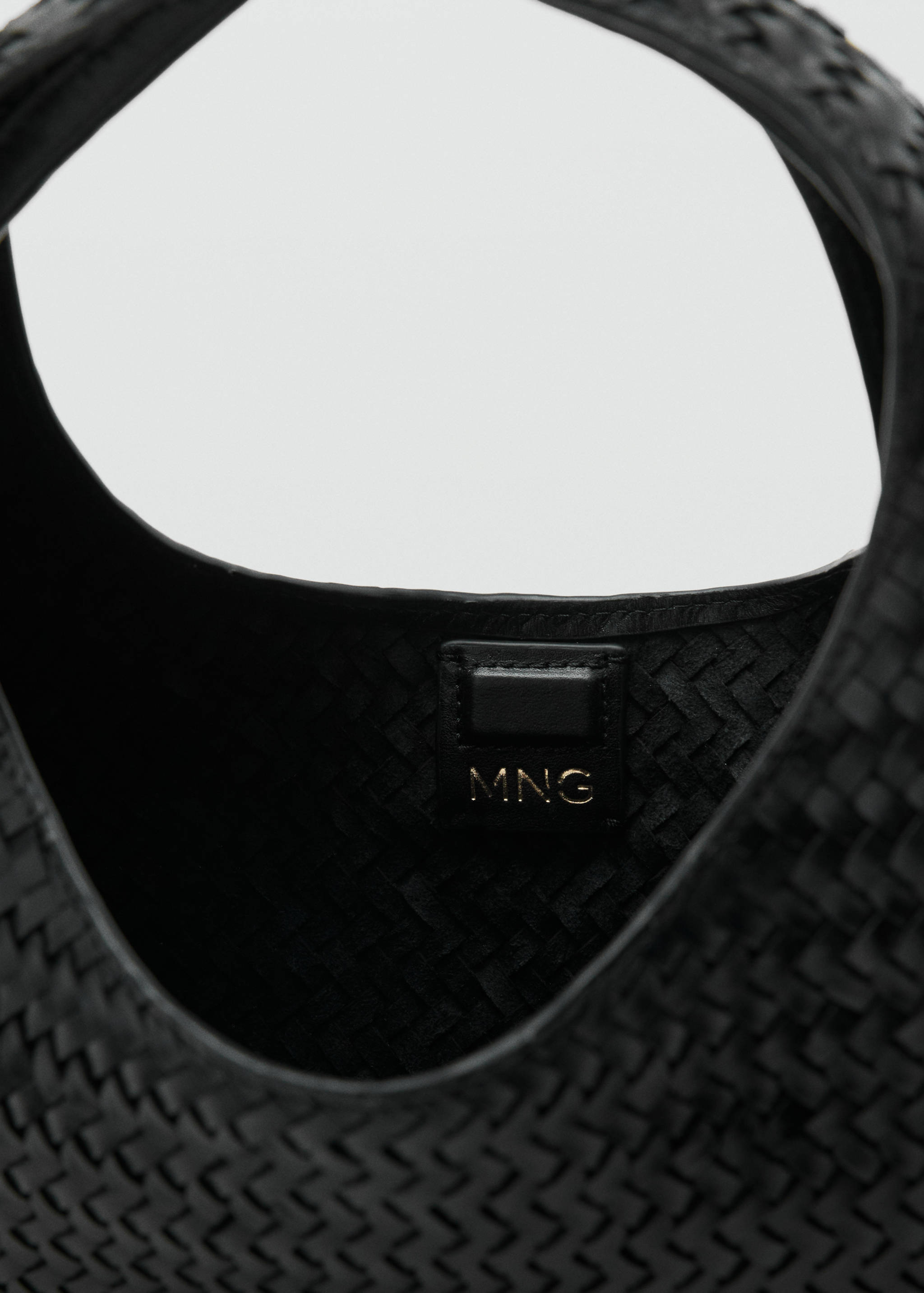 Braided leather handbag - Details of the article 2