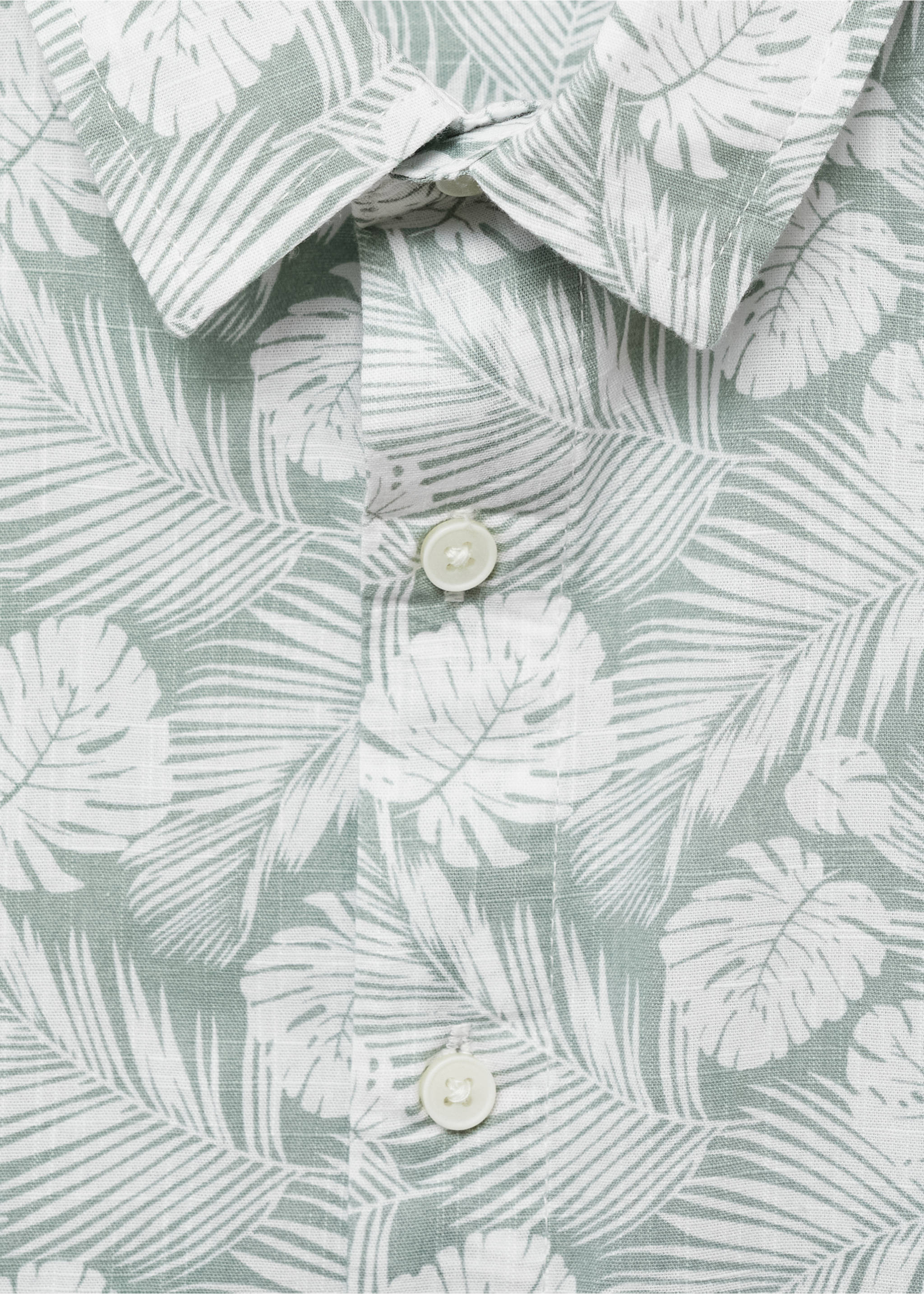Camisa estampado tropical - Detalle del artículo 8, Verde. Ref: 87067685-00.