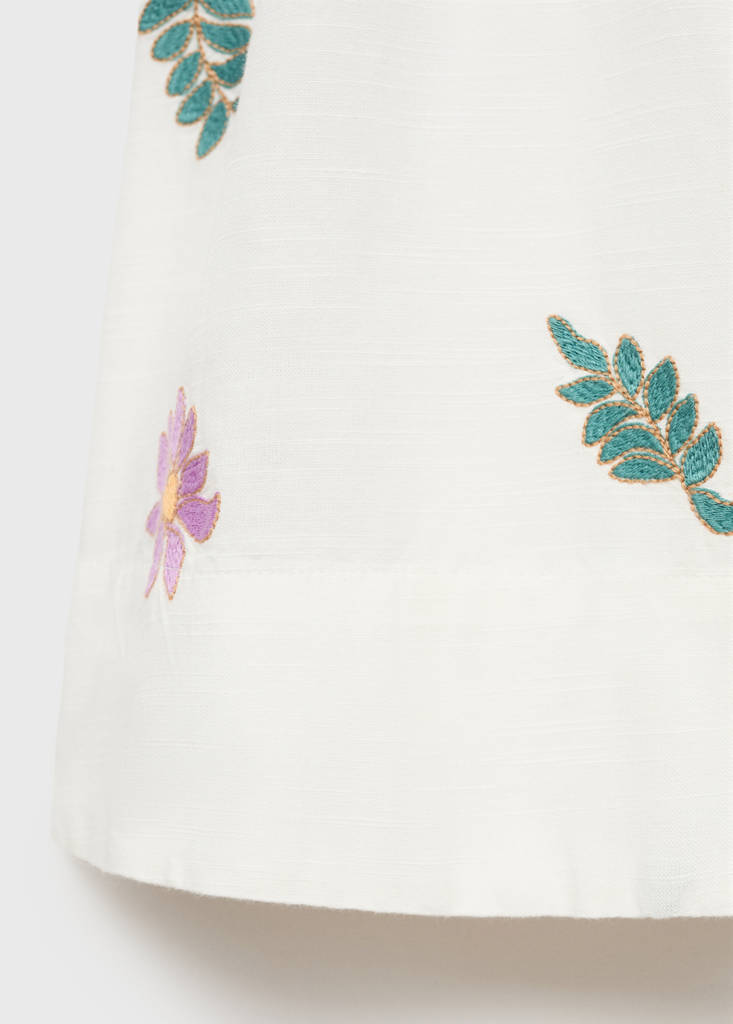 Floral embroidery dress — Ecru