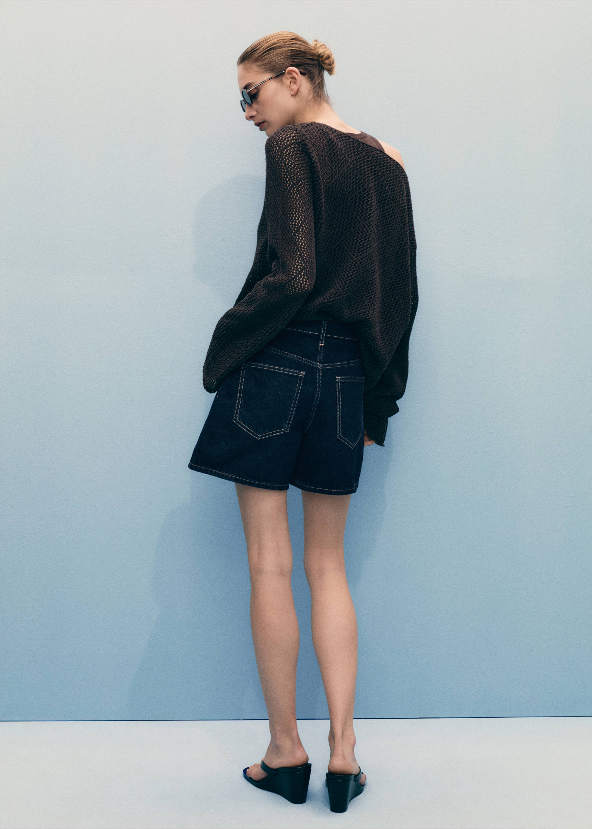 High-waisted straight-fit denim shorts - Reverse of the article, Open Blue. Ref: 87067704-00.