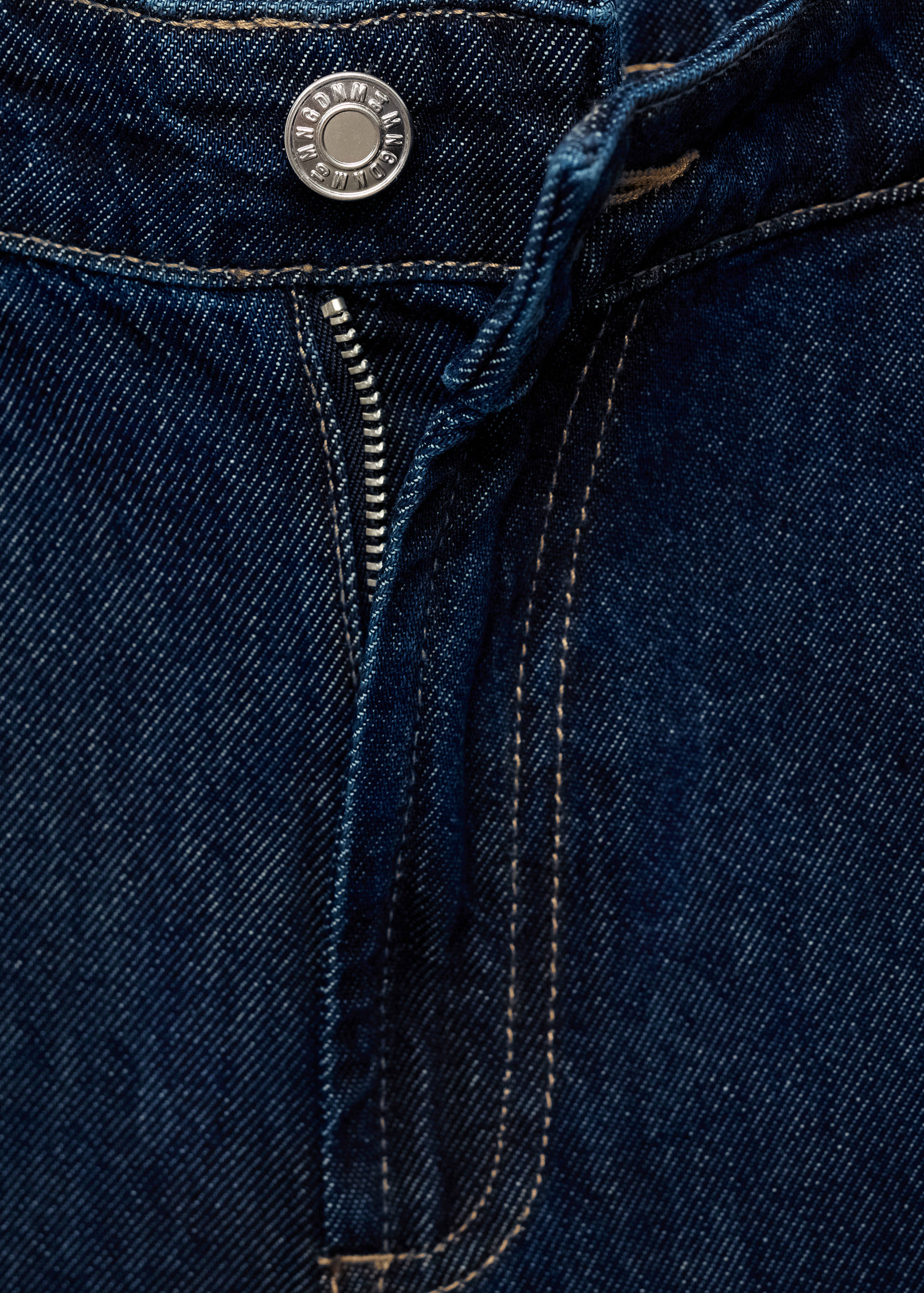 Denim rinse-wash bermuda shorts with pleats - Details of the article 8