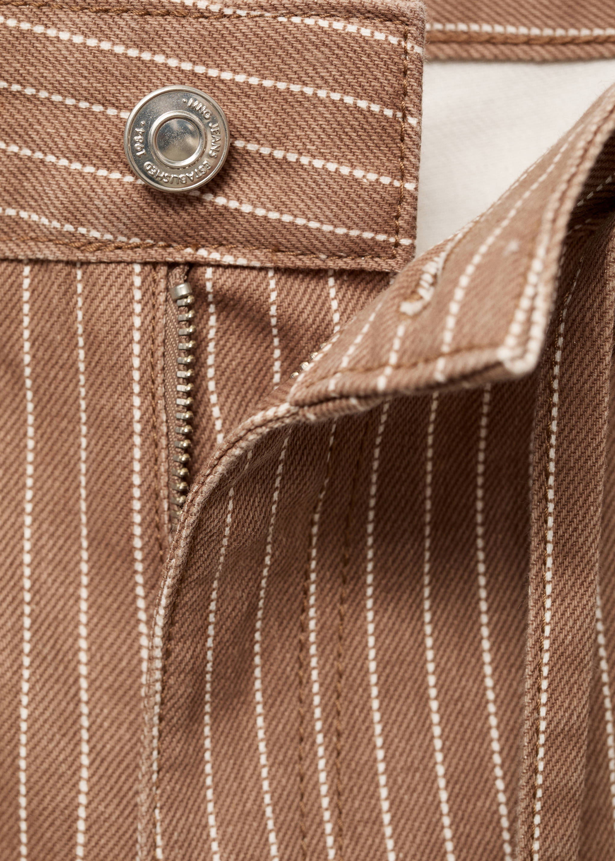 Wide leg jeans with stripes and belt - Details of the article 8