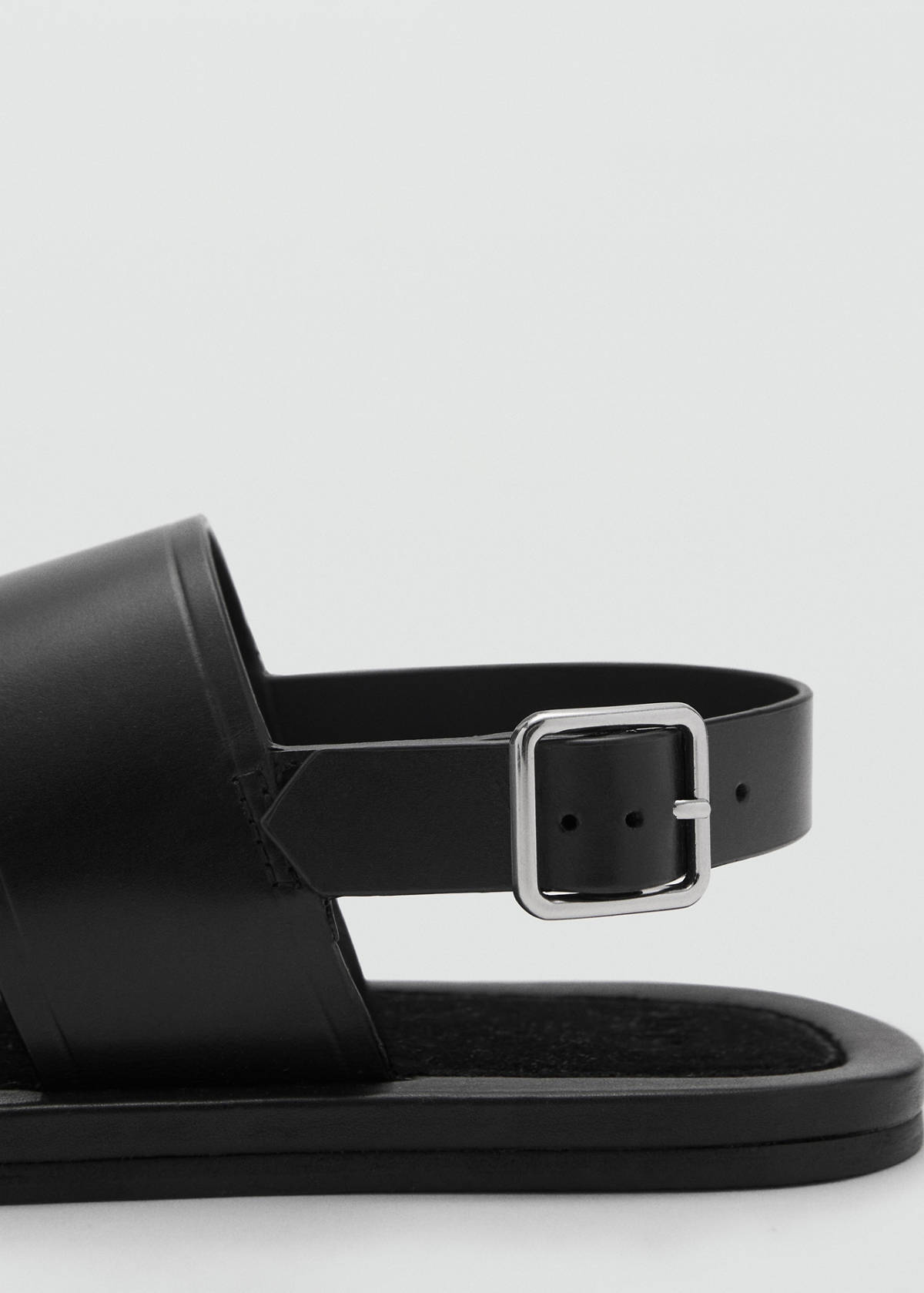 Leather strap sandals — Black