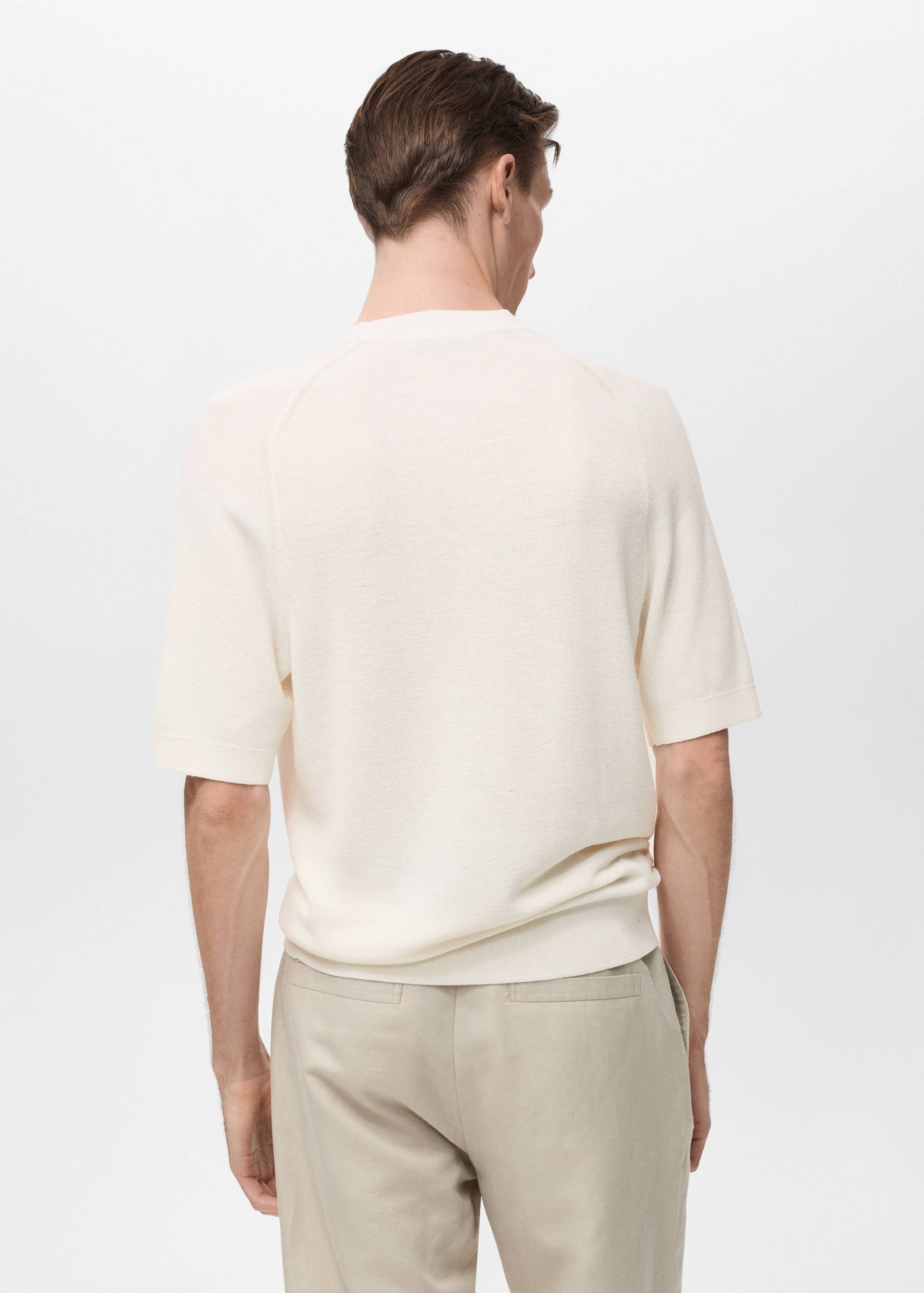 Fine-knit T-shirt - Reverse of the article