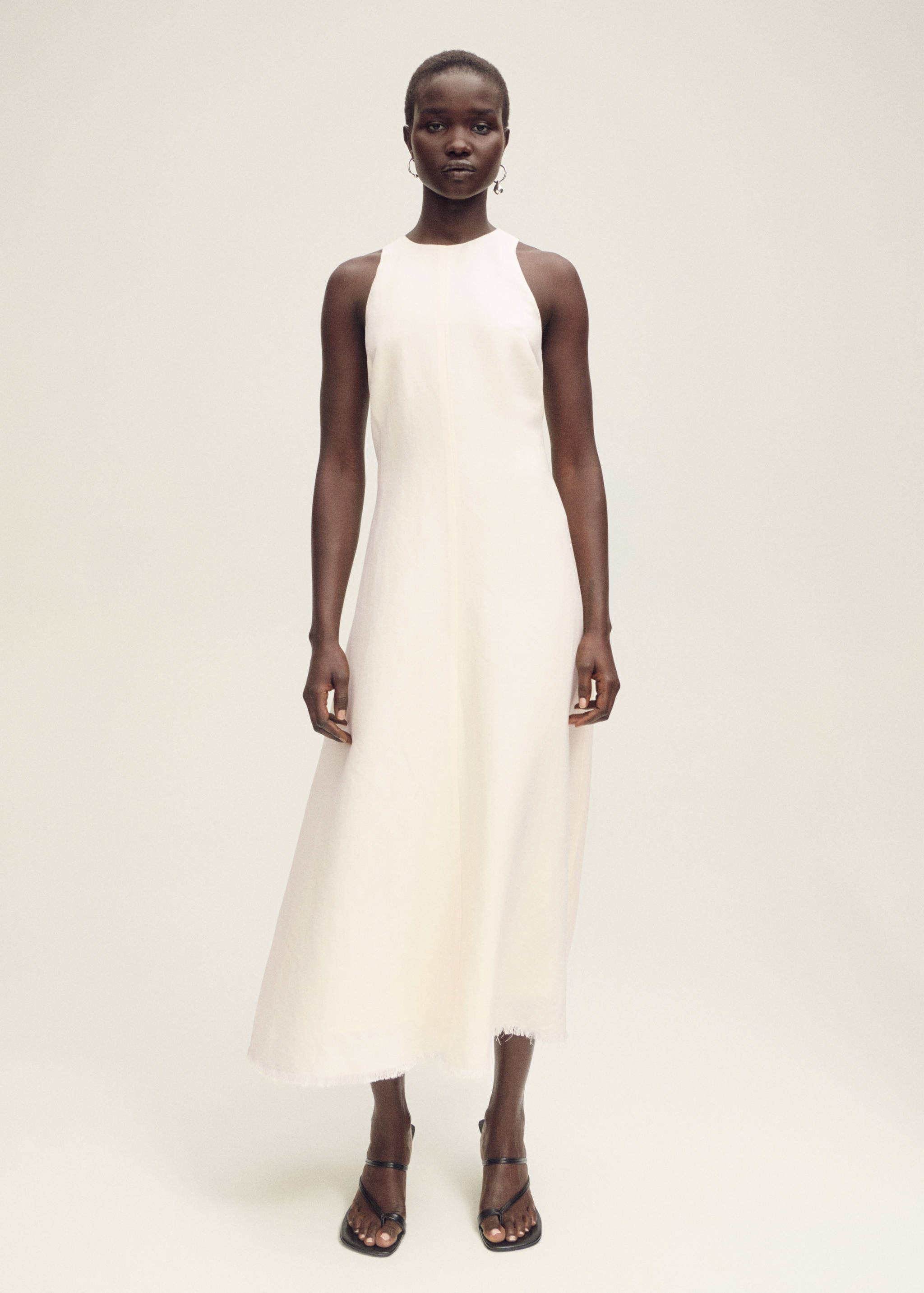Linen dress with frayed hem - General plane