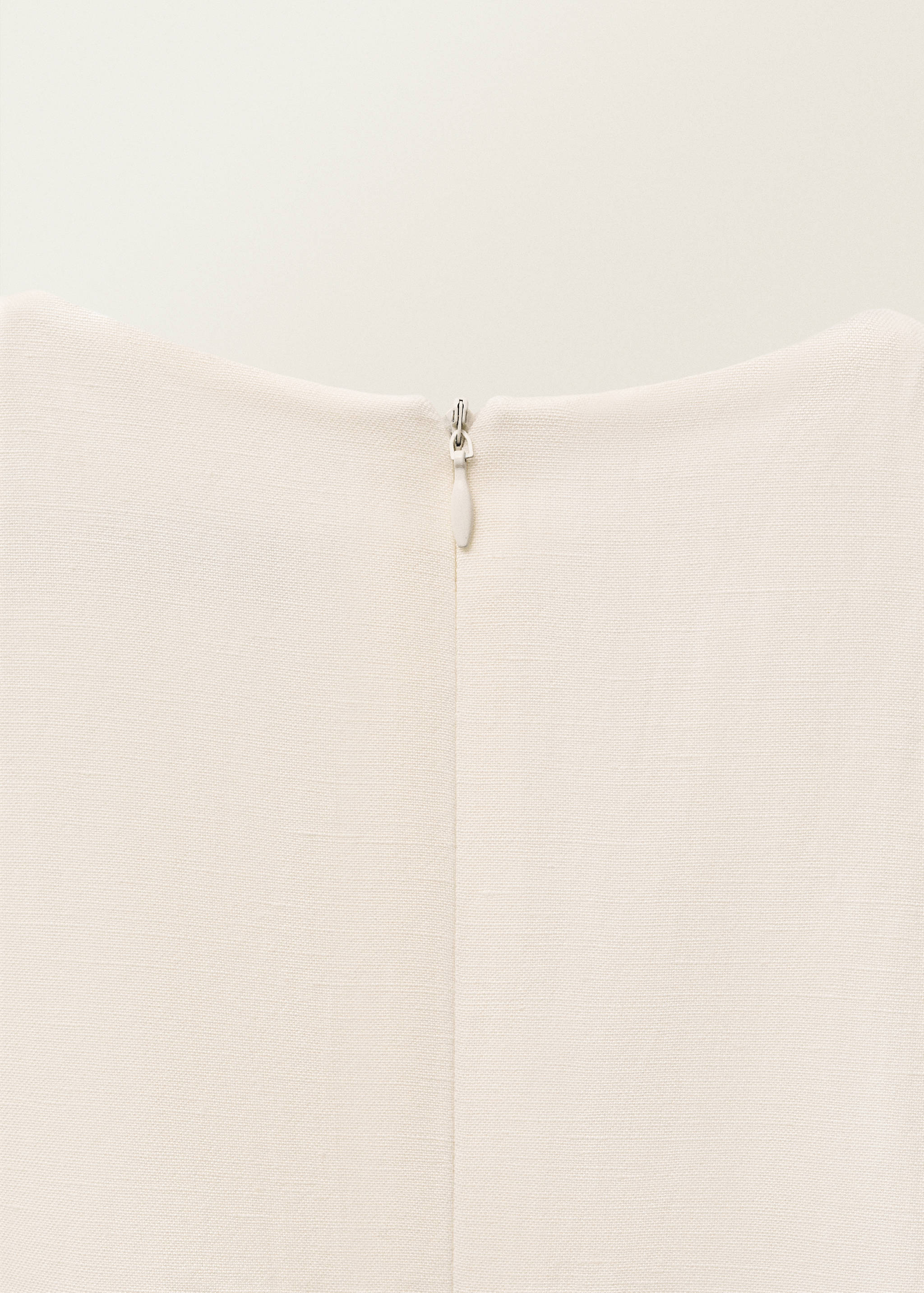Linen dress with frayed hem - Details of the article 8