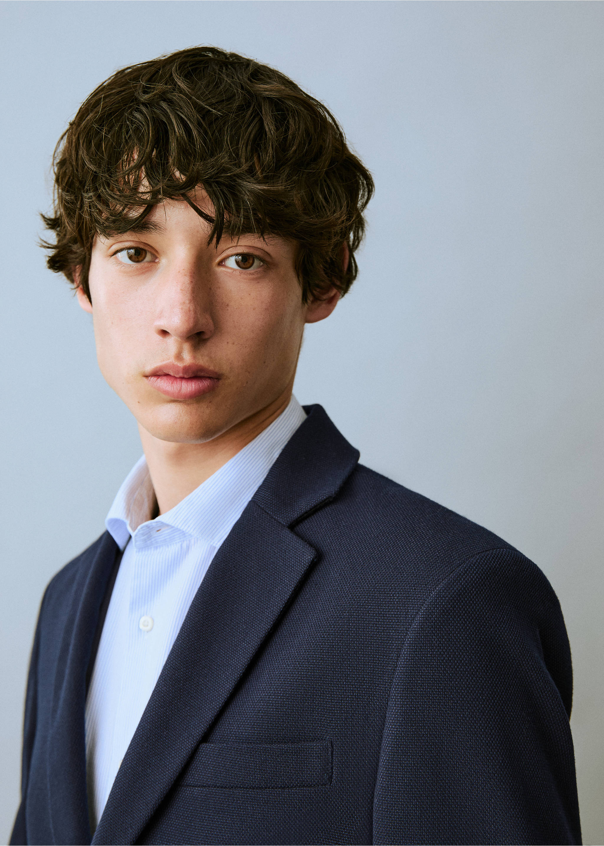 Americana slim fit piqué - Detalle del artículo 1, Azul marino. Ref: 87068259-00.