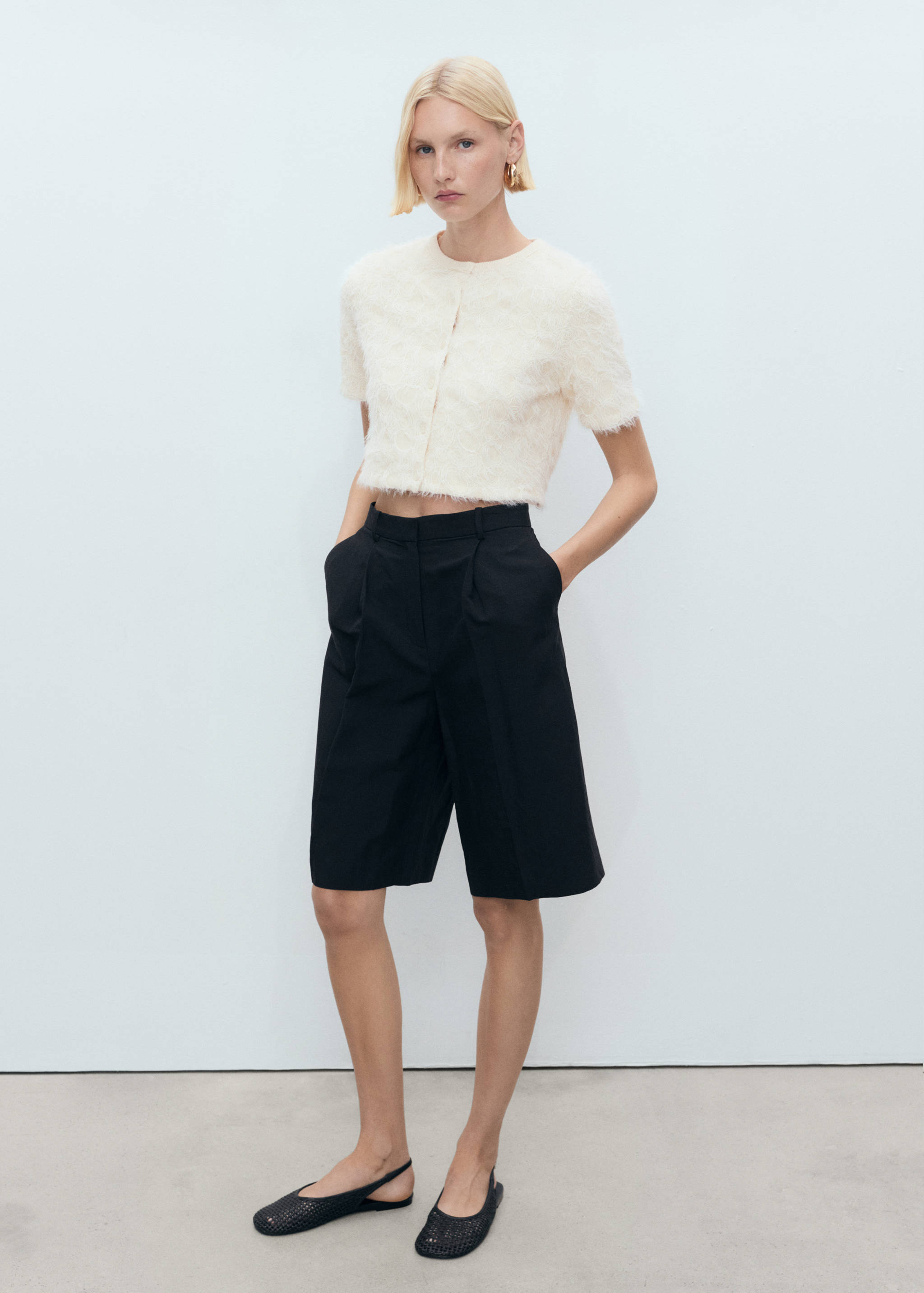 针织短款开襟毛衣 - null