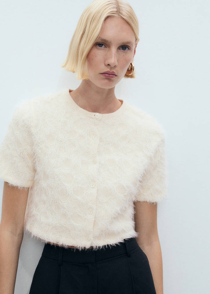 Knitted cropped cardigan — Beige