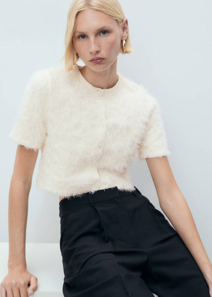 Knitted cropped cardigan — Beige