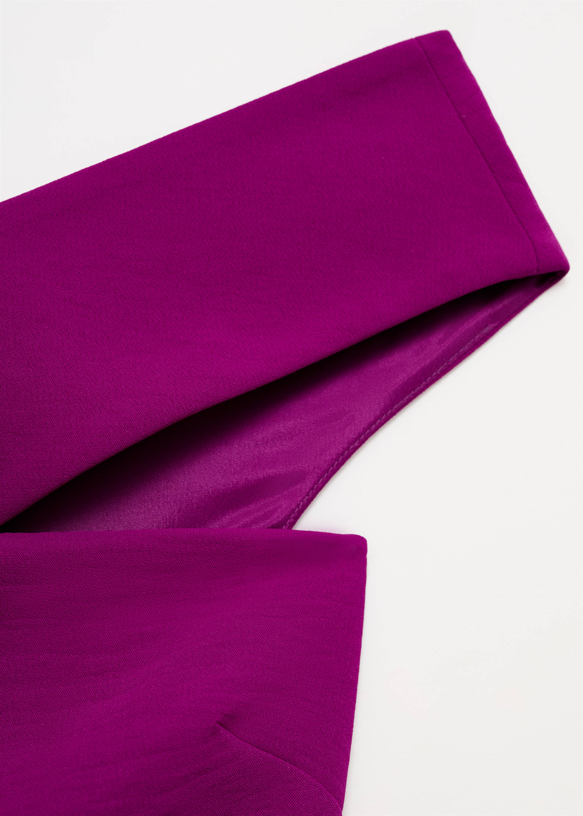 Long jumpsuit with asymmetrical neck - Details of the article 8