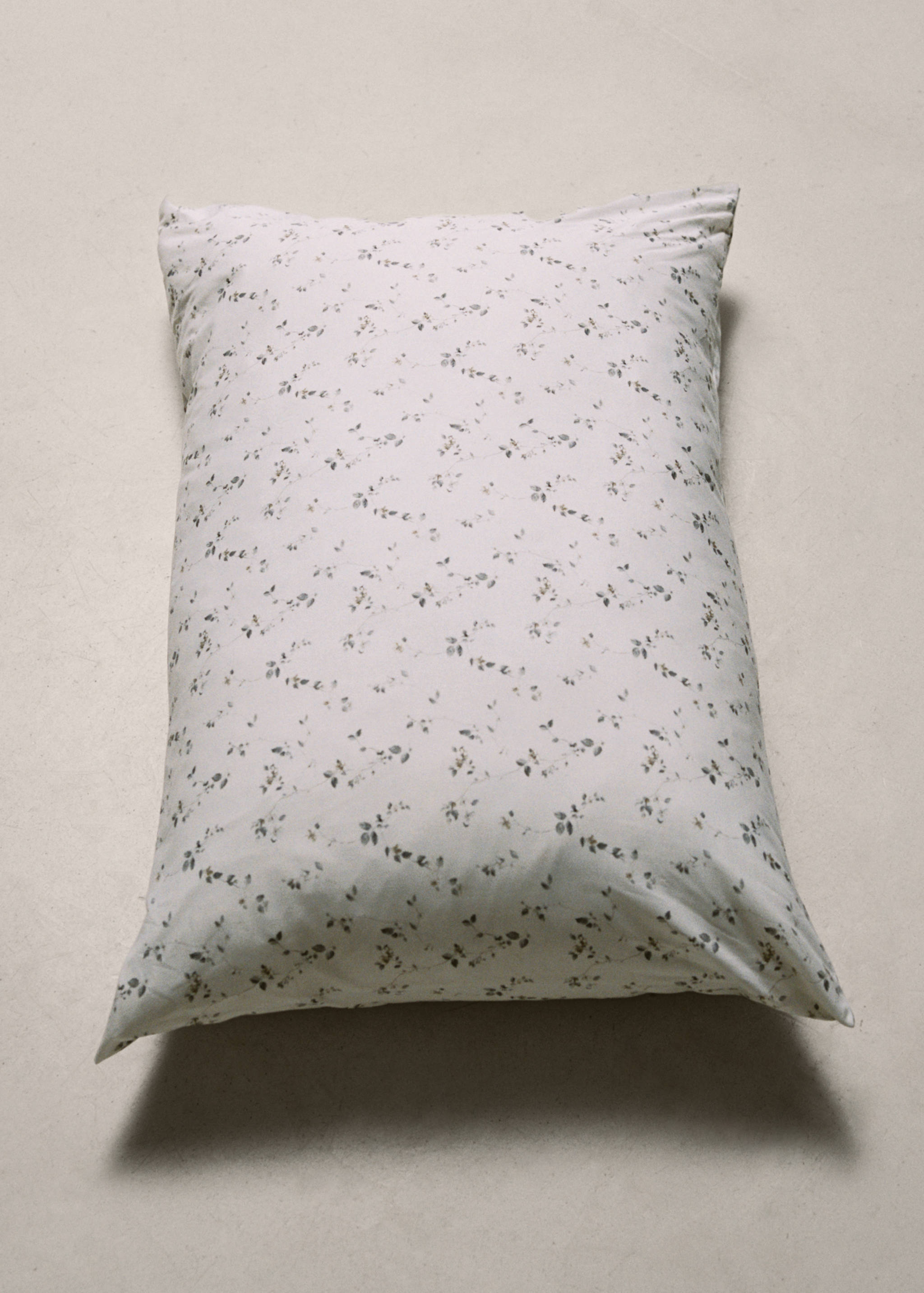 Two percale cotton floral pillowcases 50x75 cm - Details of the article 6