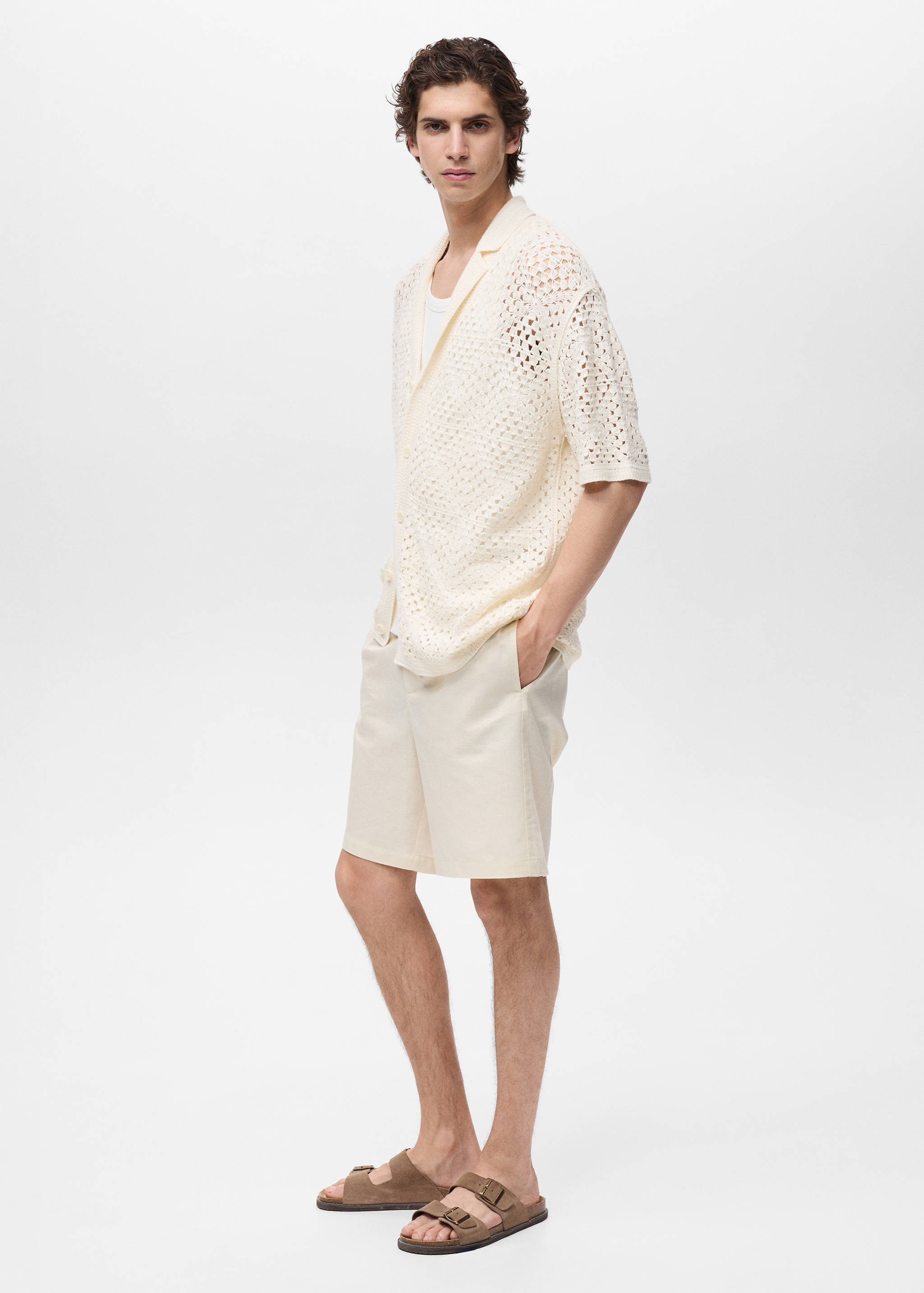 Bowling shirt with crochet structure - Details of the article 2